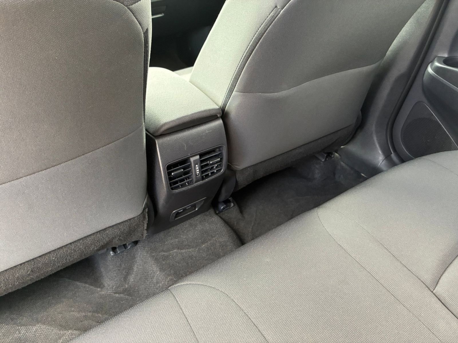 Thumbnail: 2025 Toyota Corolla Cross - 22