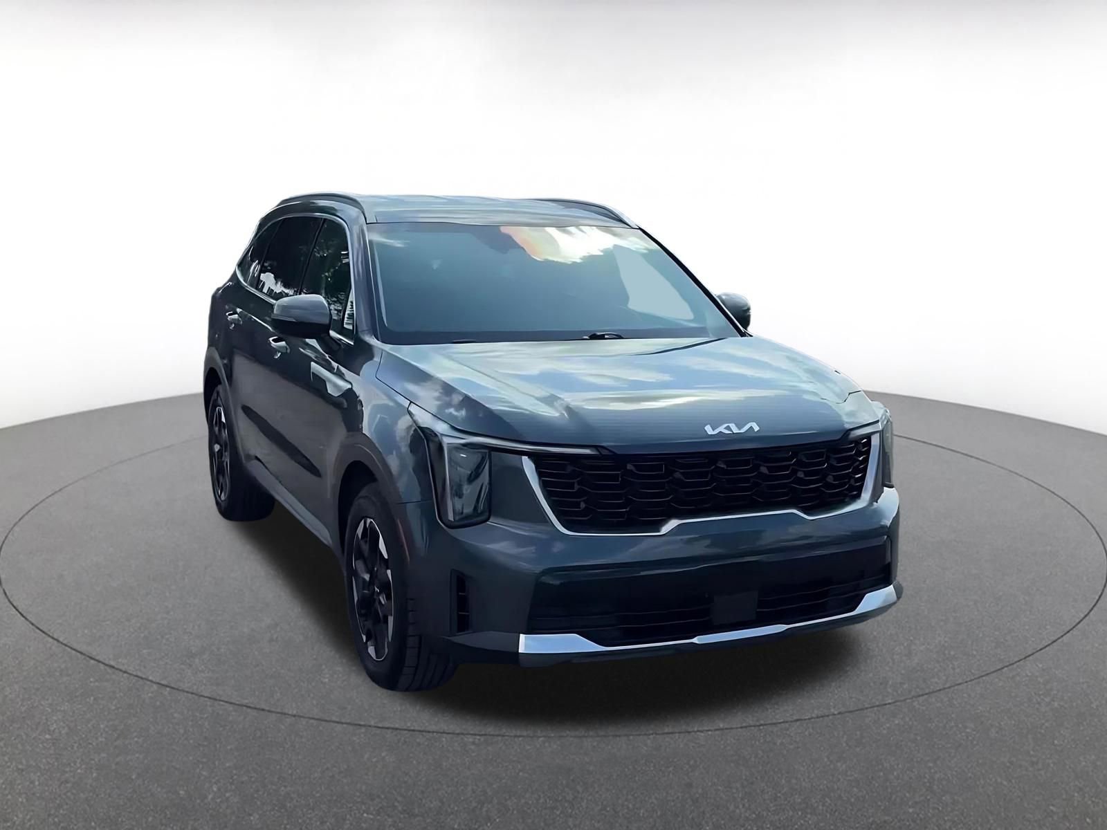 Thumbnail: 2024 Kia Sorento - 3