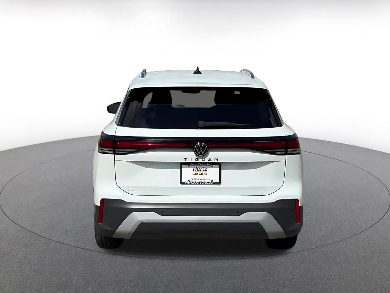 Thumbnail: 2026 Volkswagen Tiguan - 12