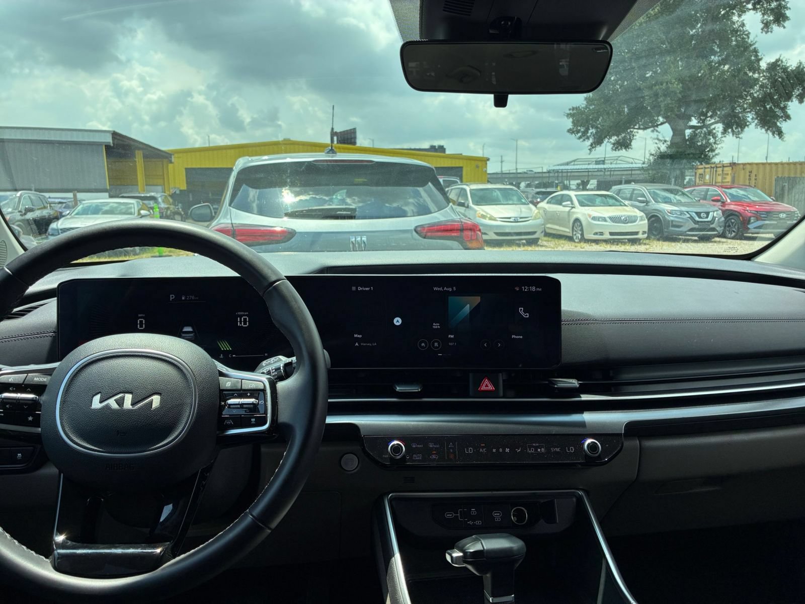 Thumbnail: 2026 Kia Carnival - 32