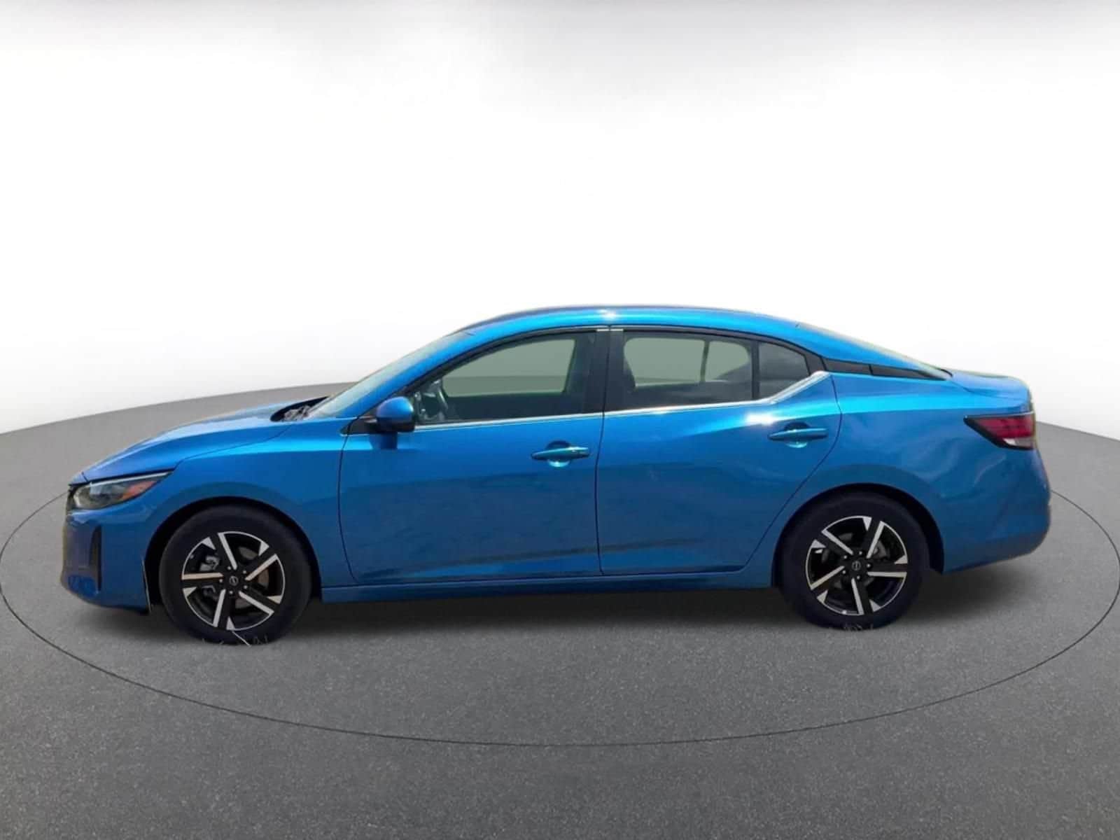 Thumbnail: 2025 Nissan Sentra - 10