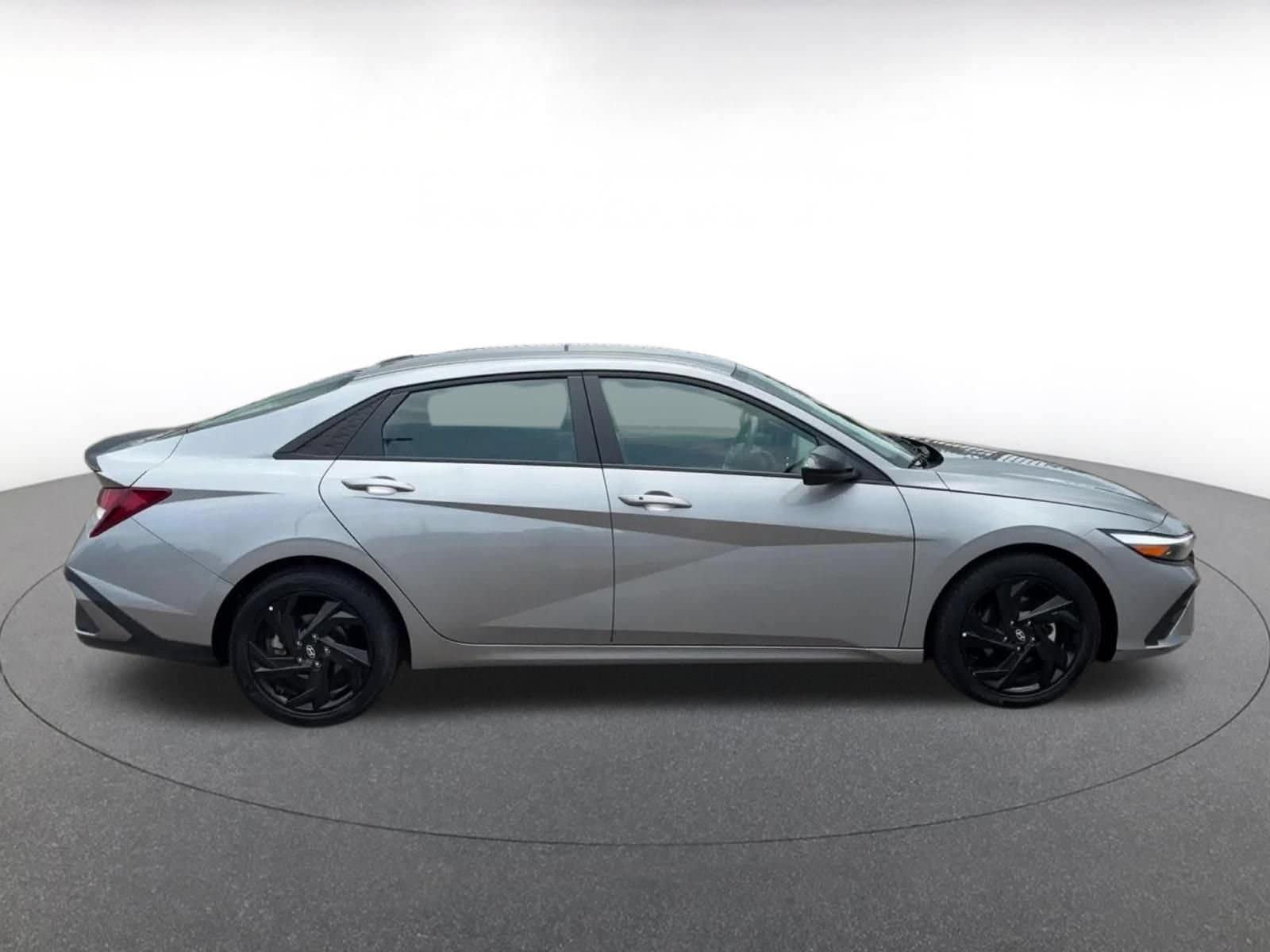 Thumbnail: 2026 Hyundai Elantra - 16
