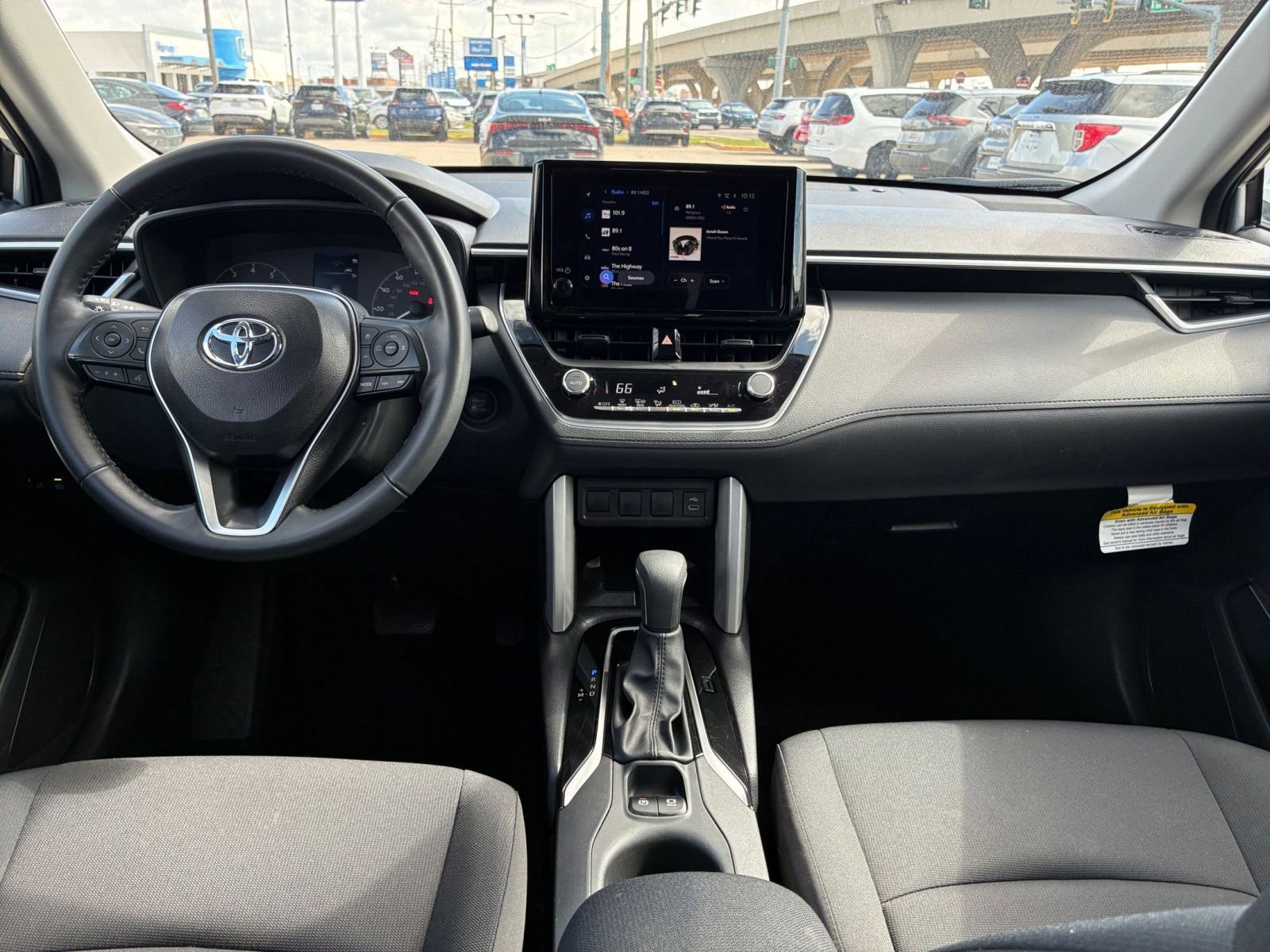 Thumbnail: 2025 Toyota Corolla Cross - 32