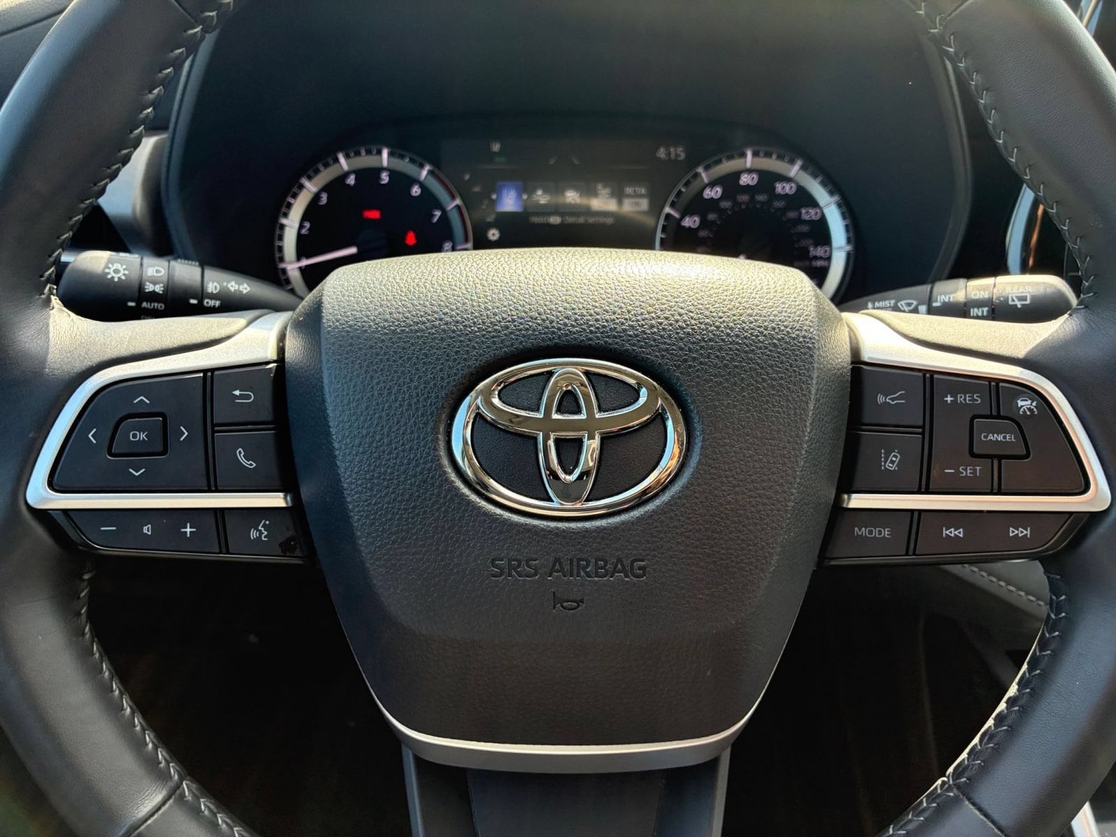 Thumbnail: 2025 Toyota Highlander - 24