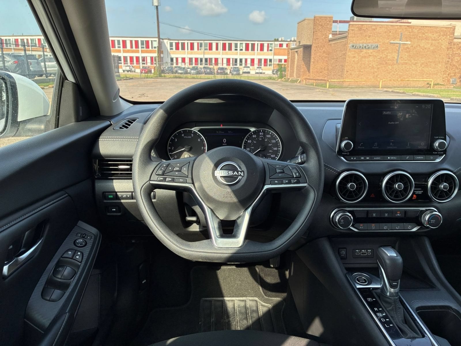 Thumbnail: 2025 Nissan Sentra - 32