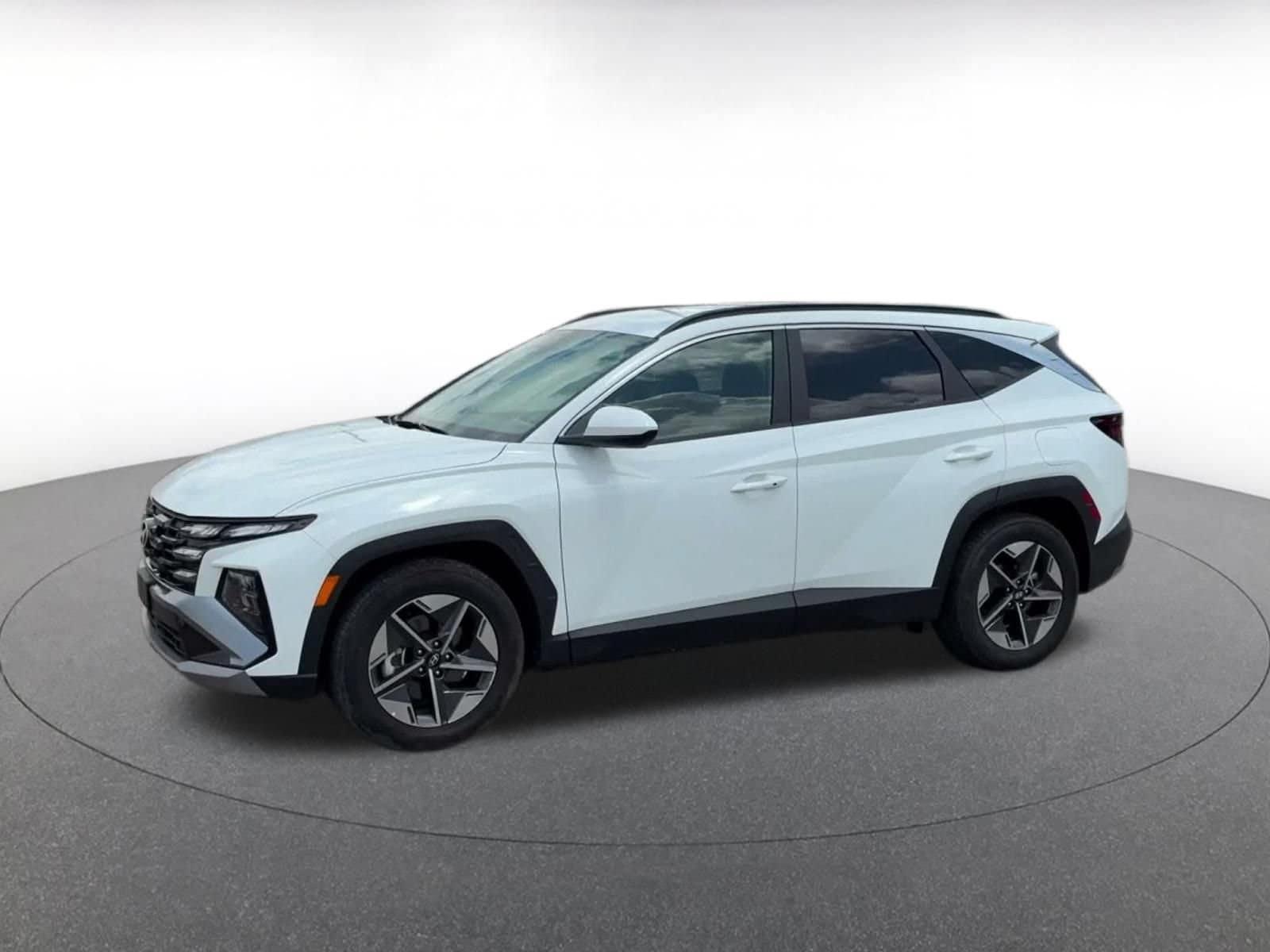 Thumbnail: 2026 Hyundai Tucson - 8