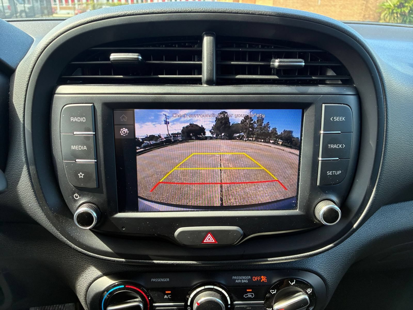 2025 Kia Soul LX - Photo 21