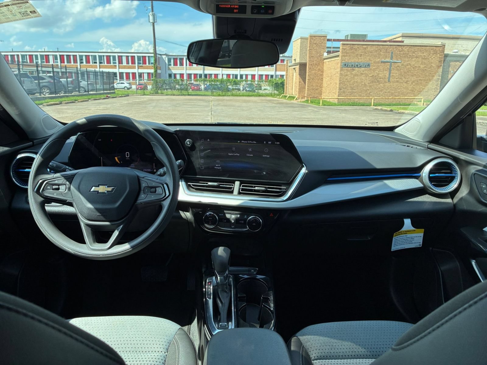 Thumbnail: 2025 Chevrolet Trax - 31