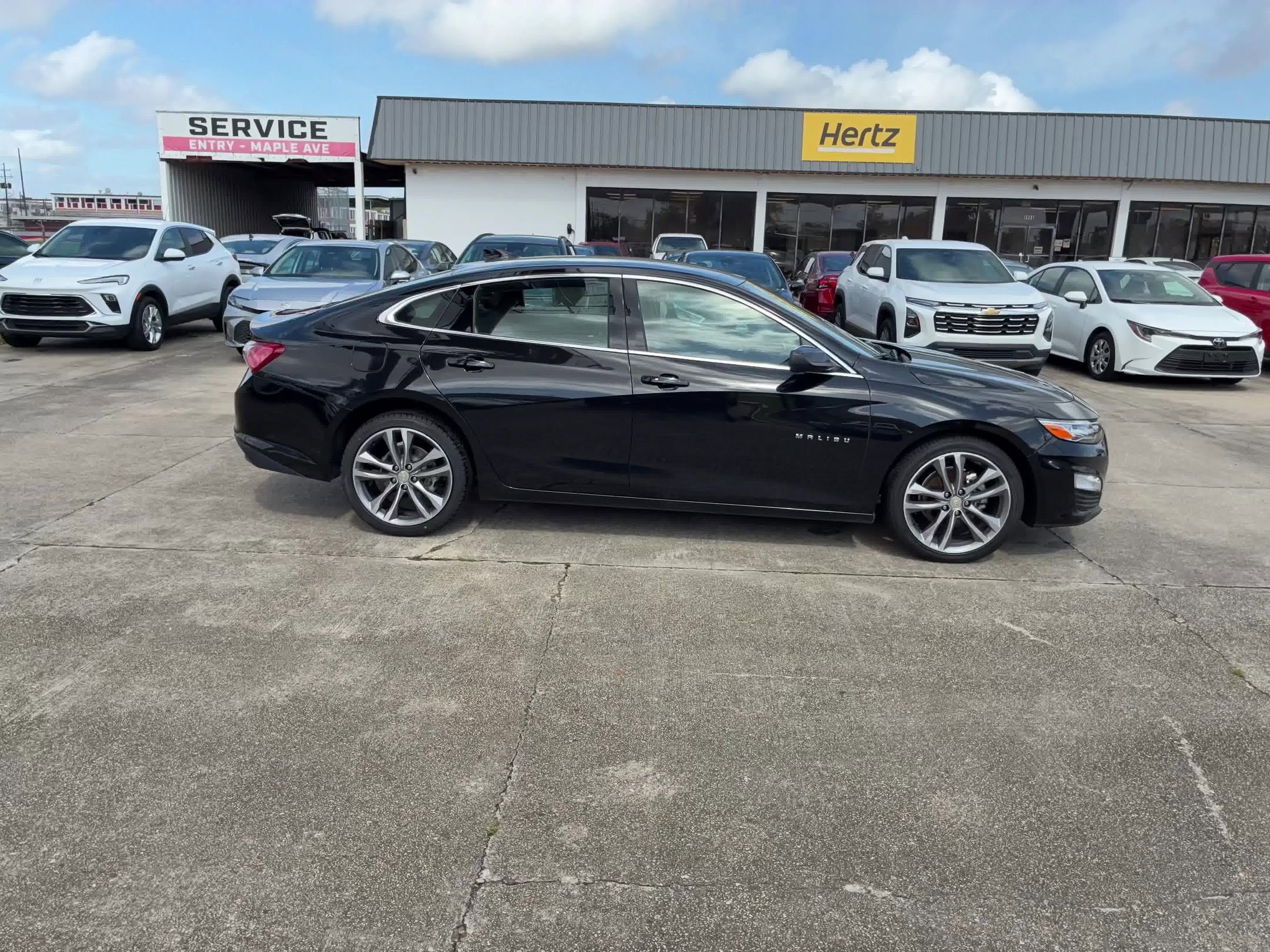 Thumbnail: 2024 Chevrolet Malibu - 4