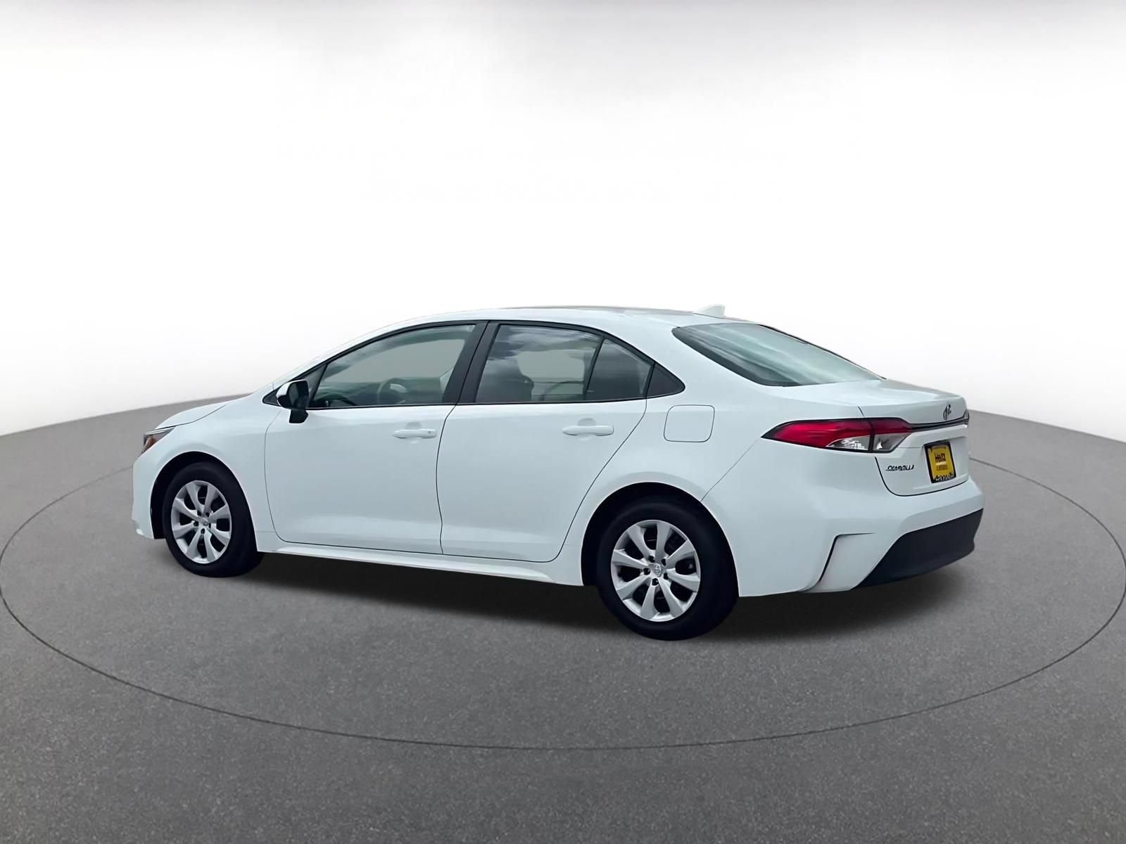Thumbnail: 2025 Toyota Corolla - 9