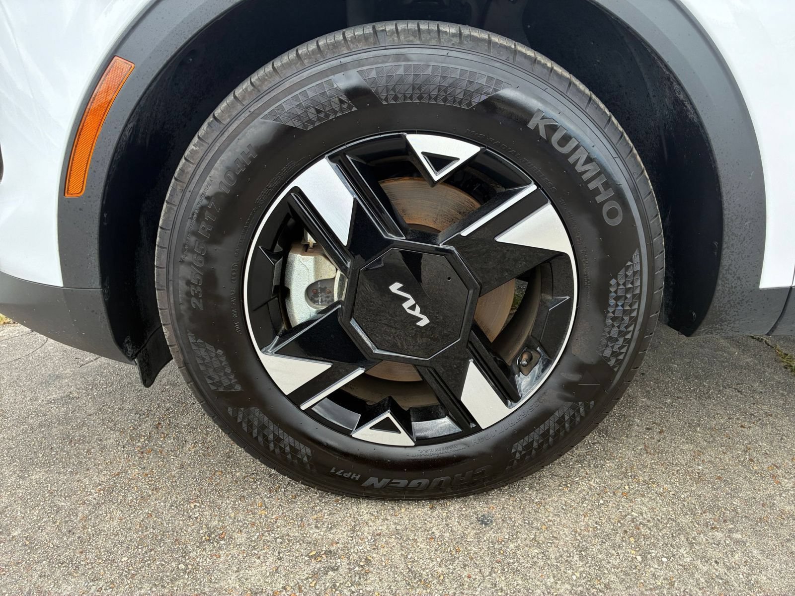 Thumbnail: 2026 Kia Sportage - 30