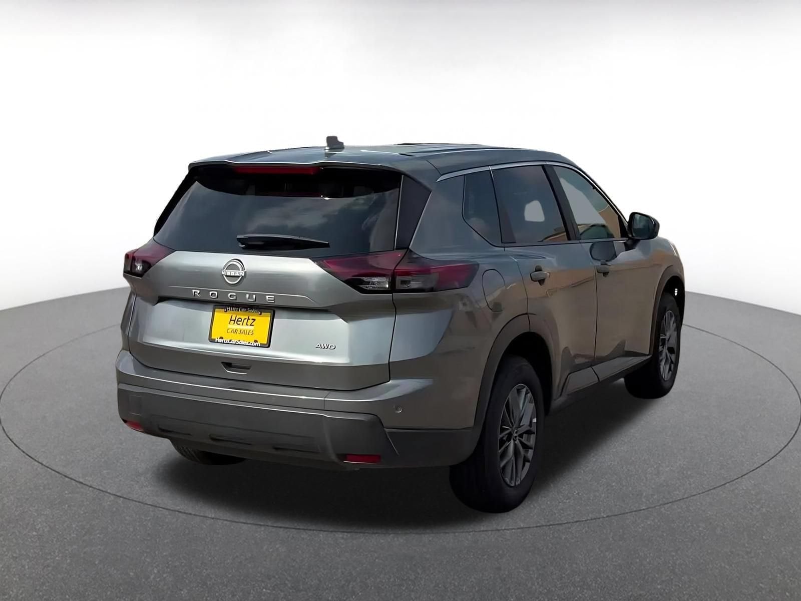 Thumbnail: 2026 Nissan Rogue - 14