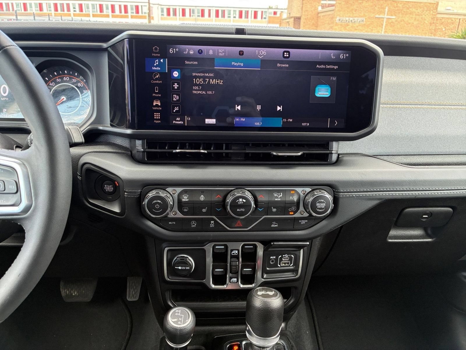 Thumbnail: 2025 Jeep Wrangler - 17