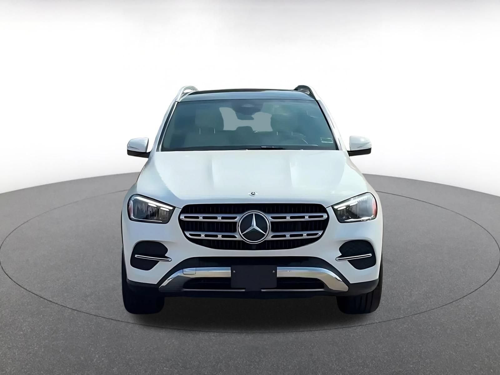Thumbnail: 2026 Mercedes-Benz GLE - 4