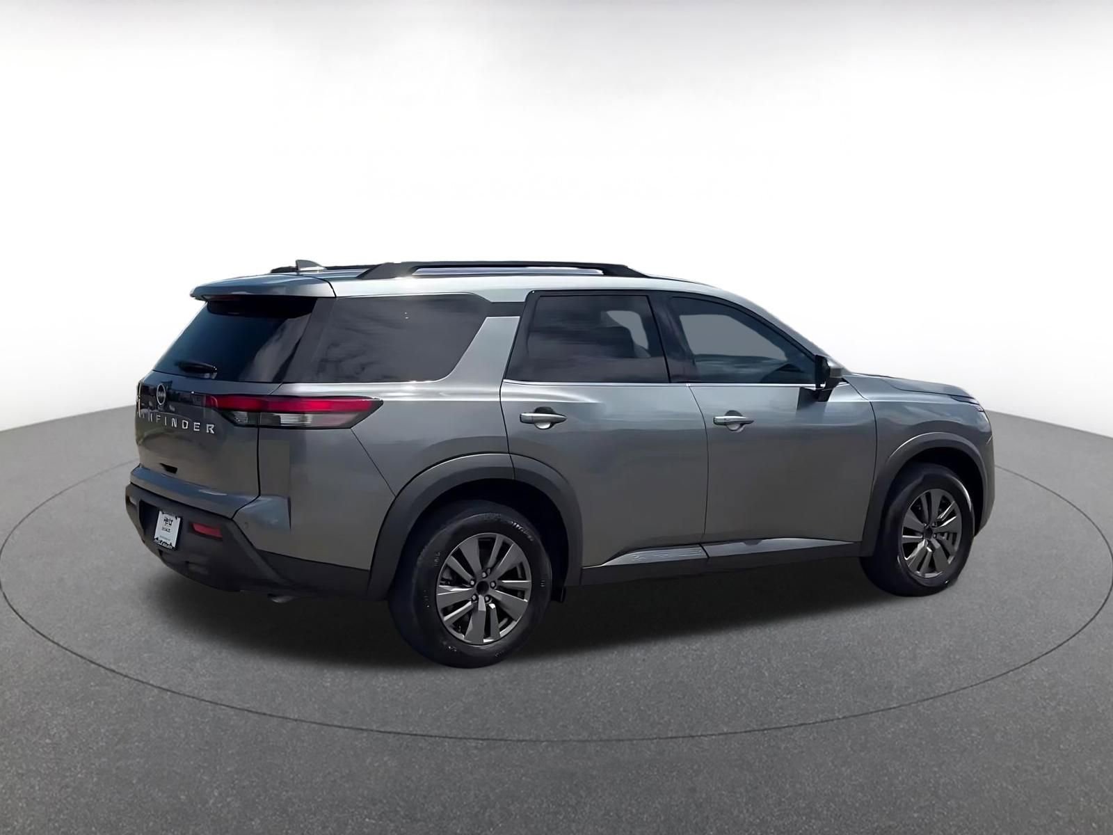 Thumbnail: 2025 Nissan Pathfinder - 15