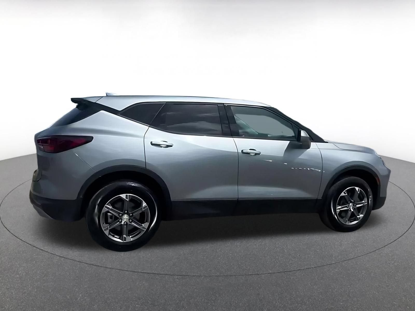 Thumbnail: 2026 Chevrolet Blazer - 12