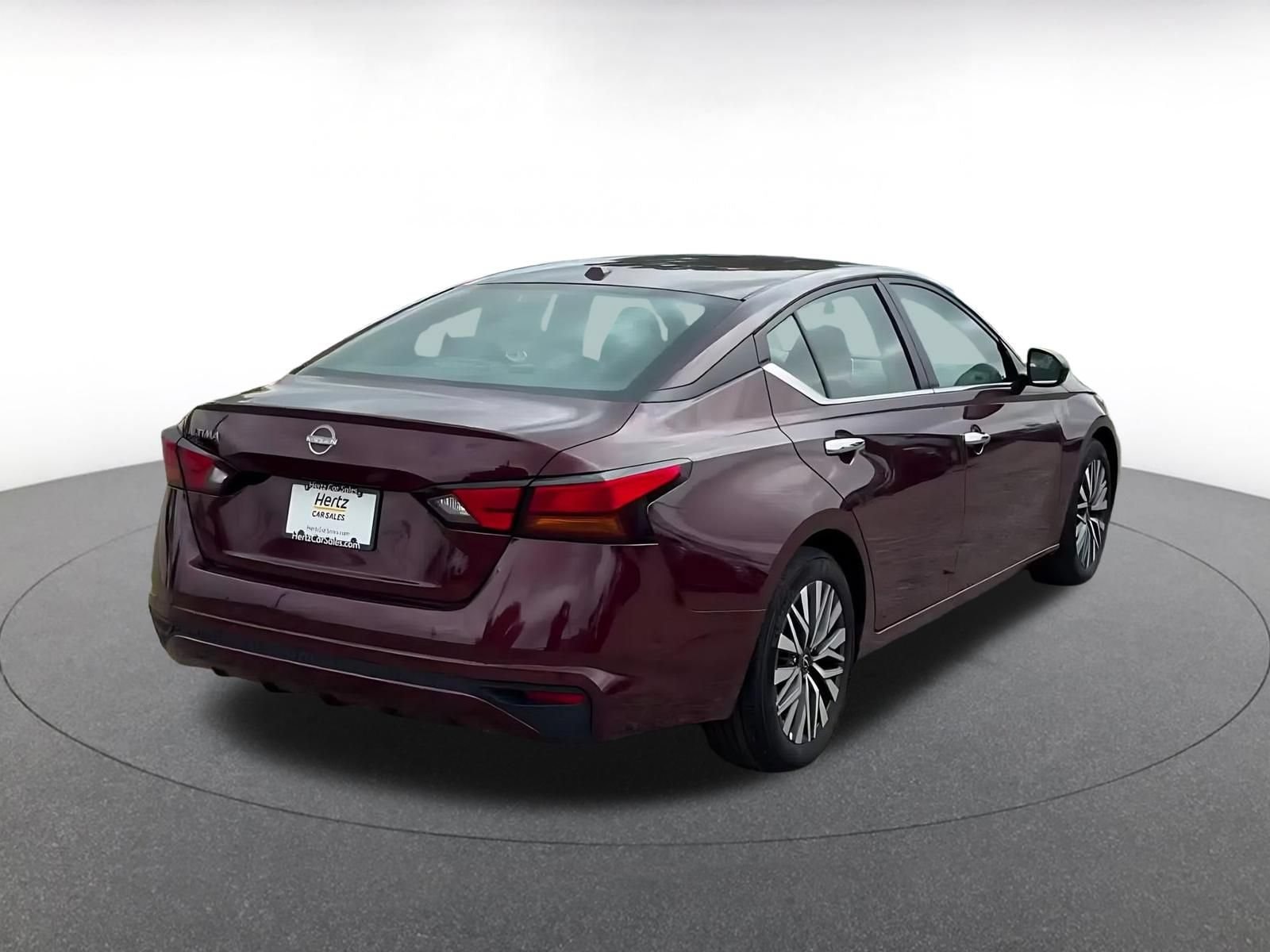 Thumbnail: 2025 Nissan Altima - 11