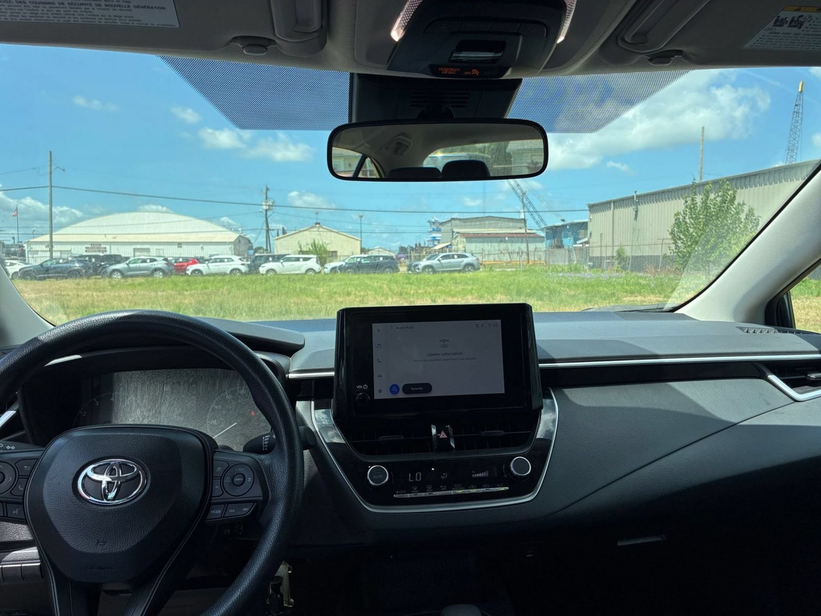 Thumbnail: 2025 Toyota Corolla - 31