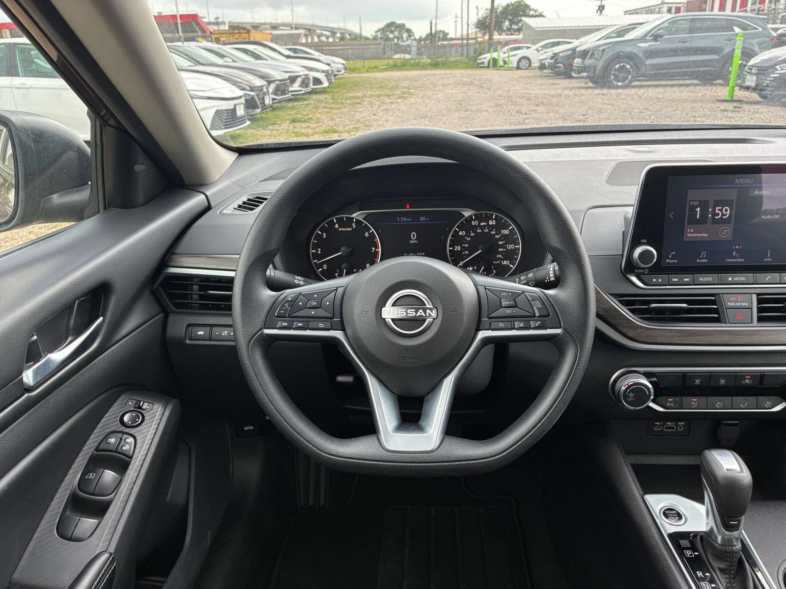 Thumbnail: 2025 Nissan Altima - 28