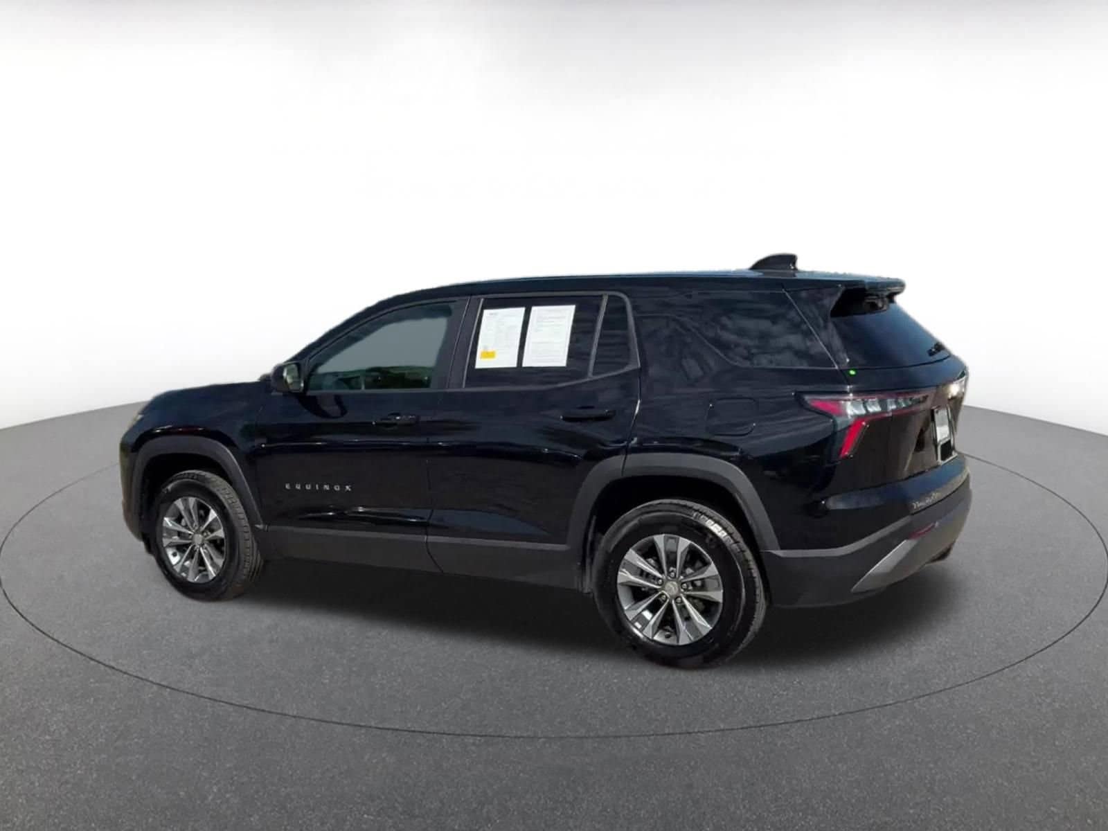 Thumbnail: 2025 Chevrolet Equinox - 9