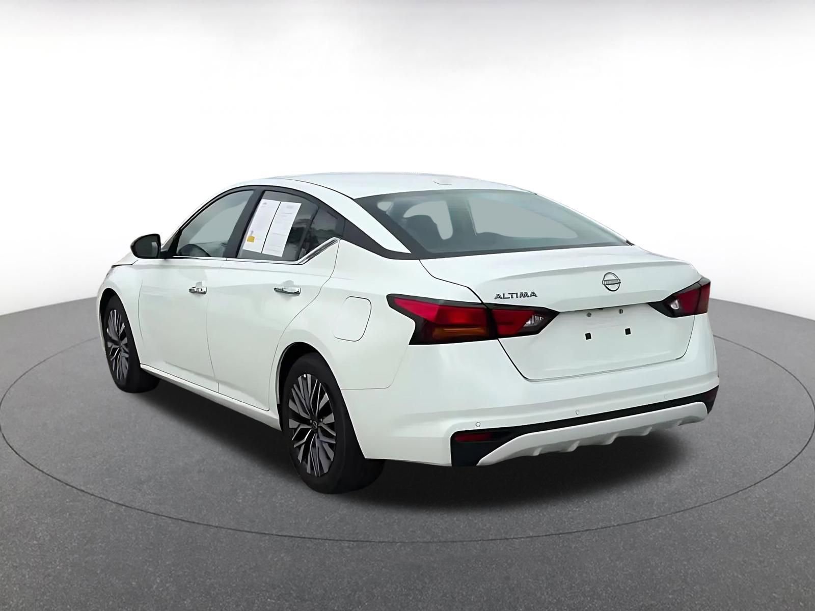 Thumbnail: 2025 Nissan Altima - 11