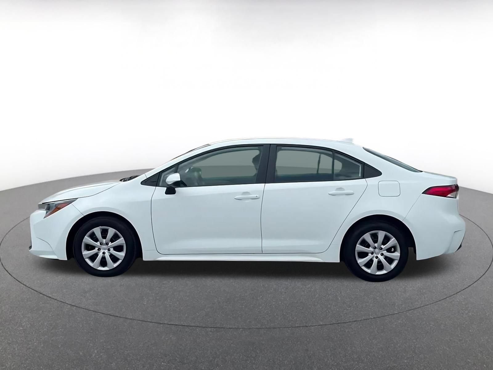 Thumbnail: 2025 Toyota Corolla - 8