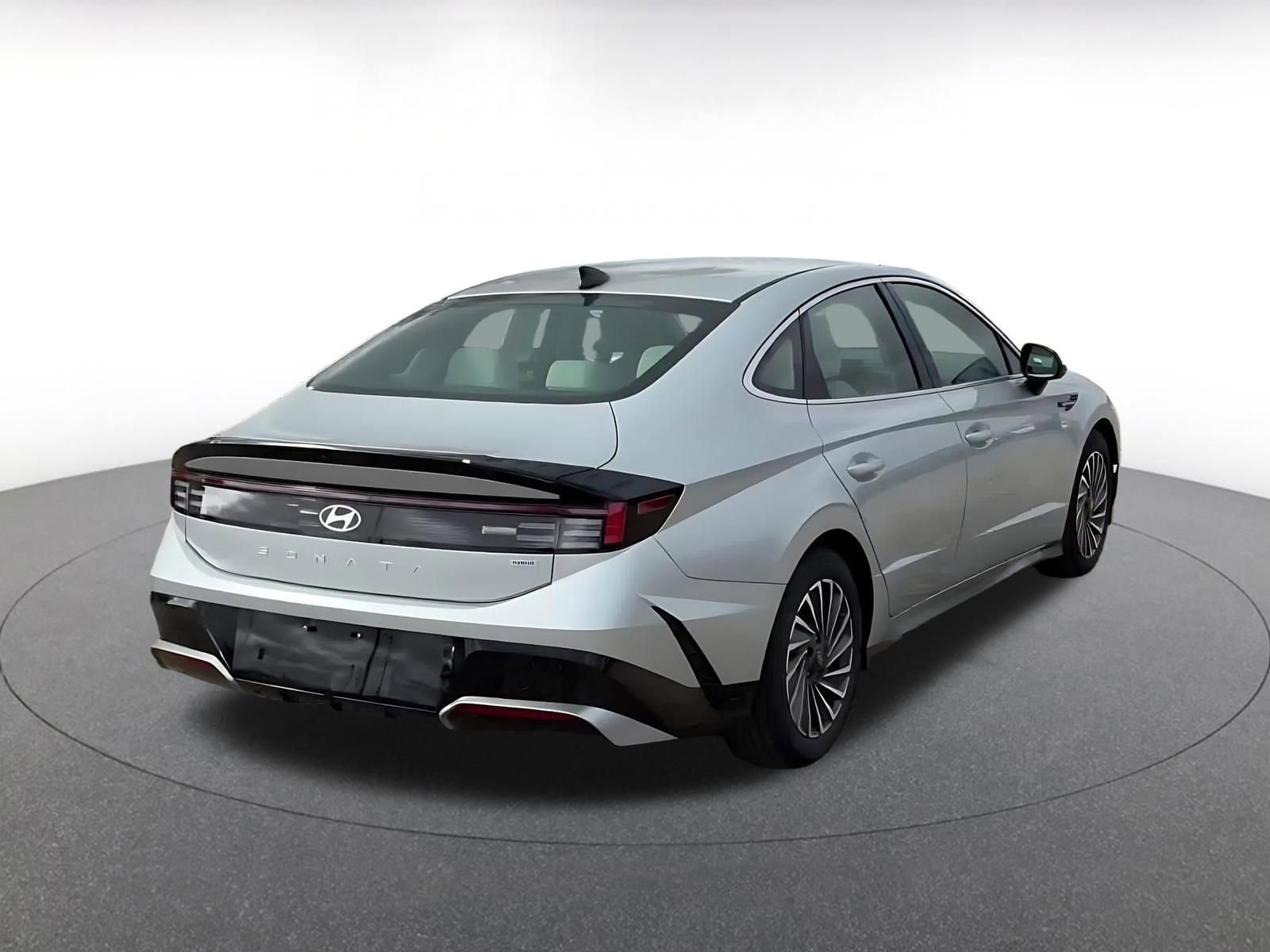 Thumbnail: 2025 Hyundai Sonata - 12