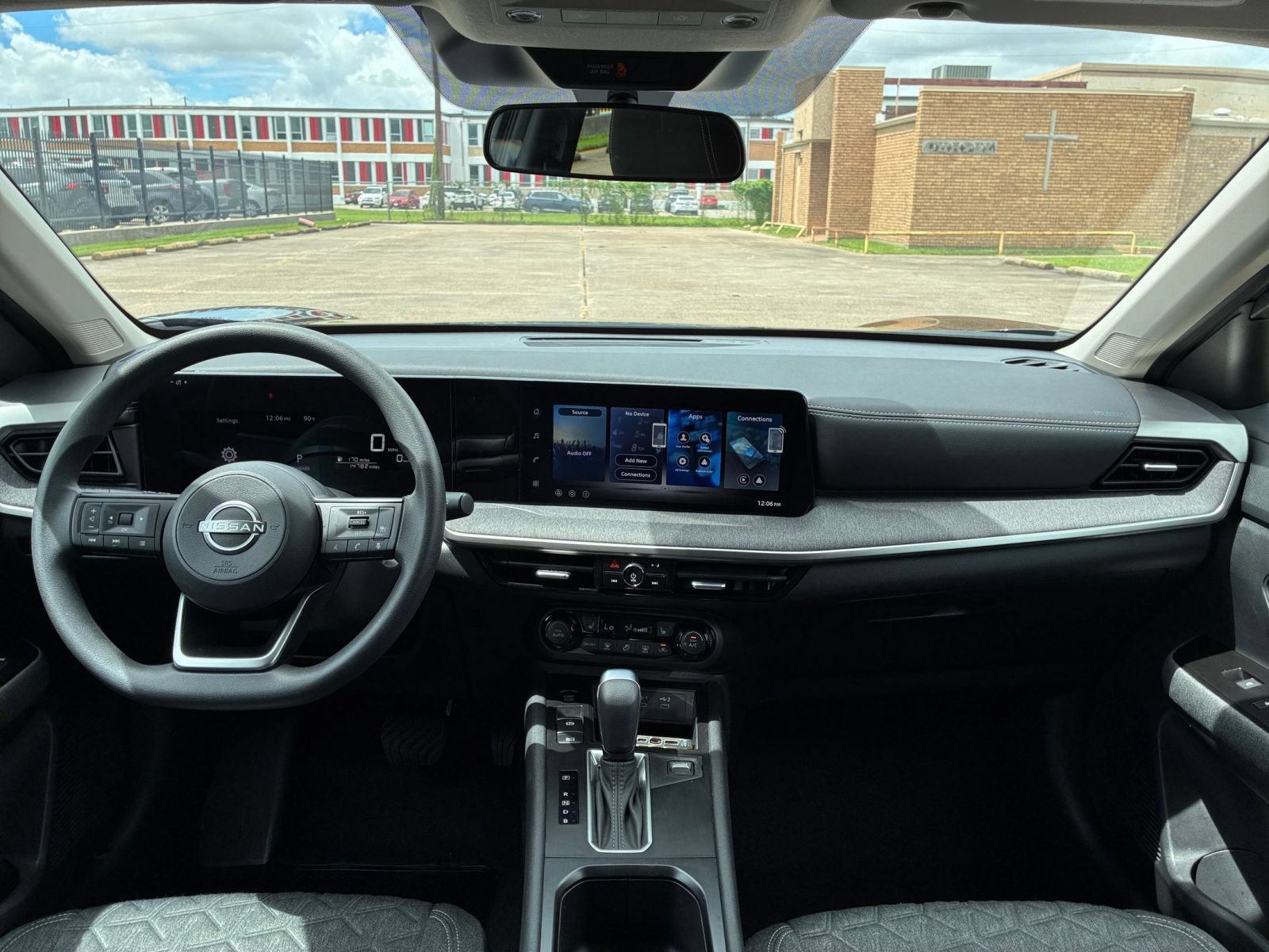Thumbnail: 2026 Nissan Kicks - 31