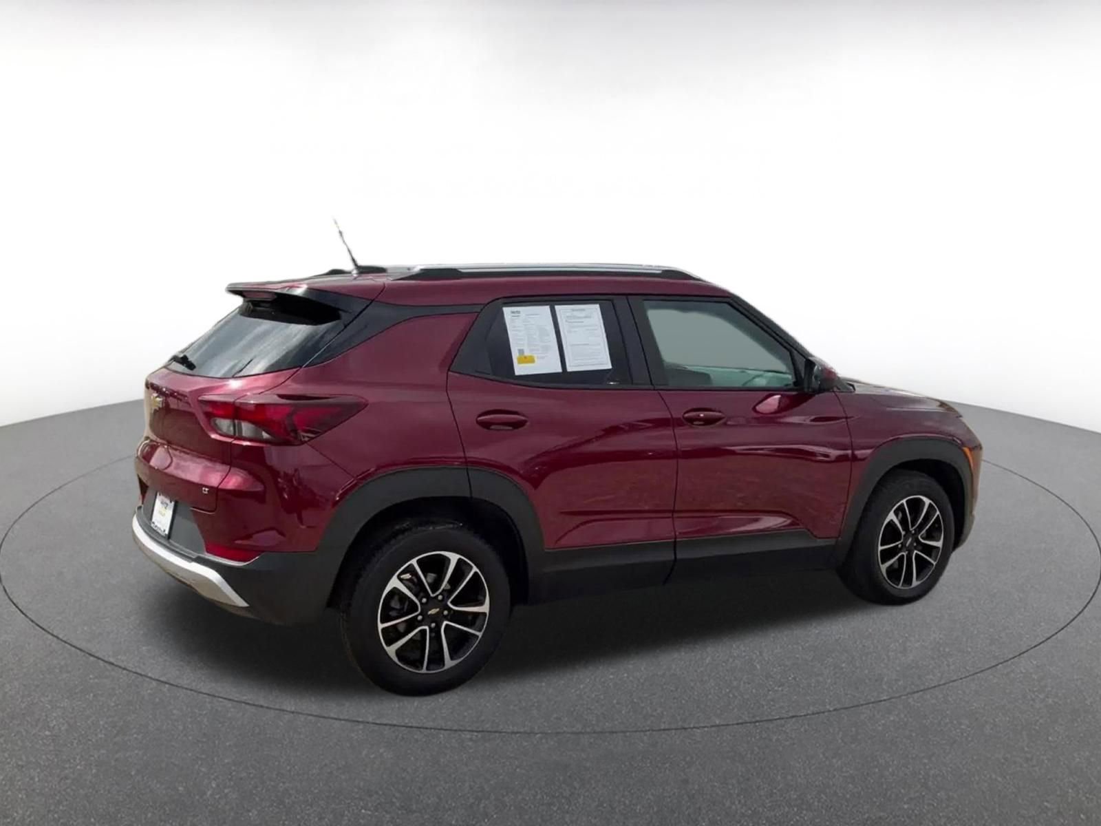 Thumbnail: 2025 Chevrolet TrailBlazer - 15