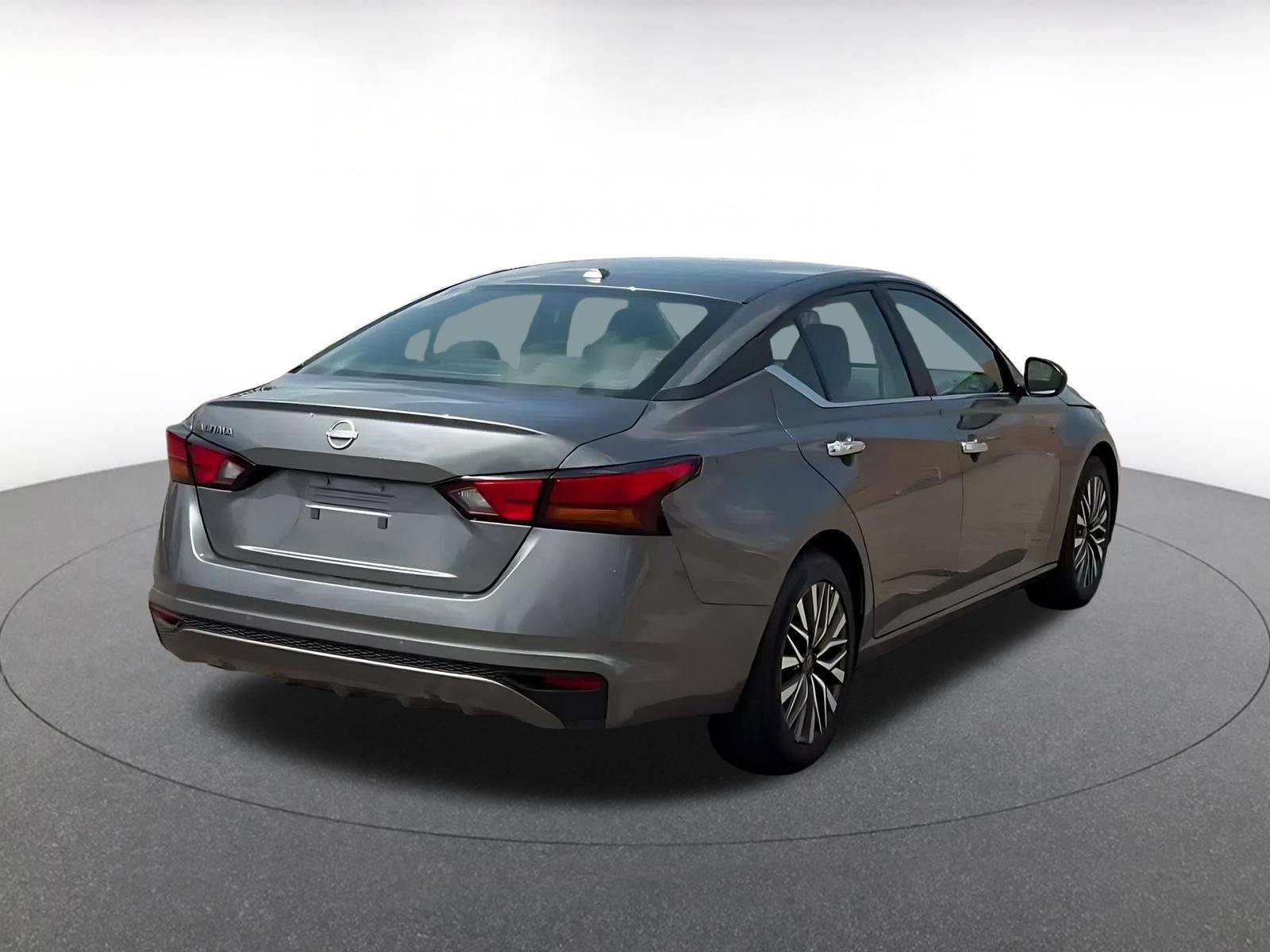 Thumbnail: 2025 Nissan Altima - 14