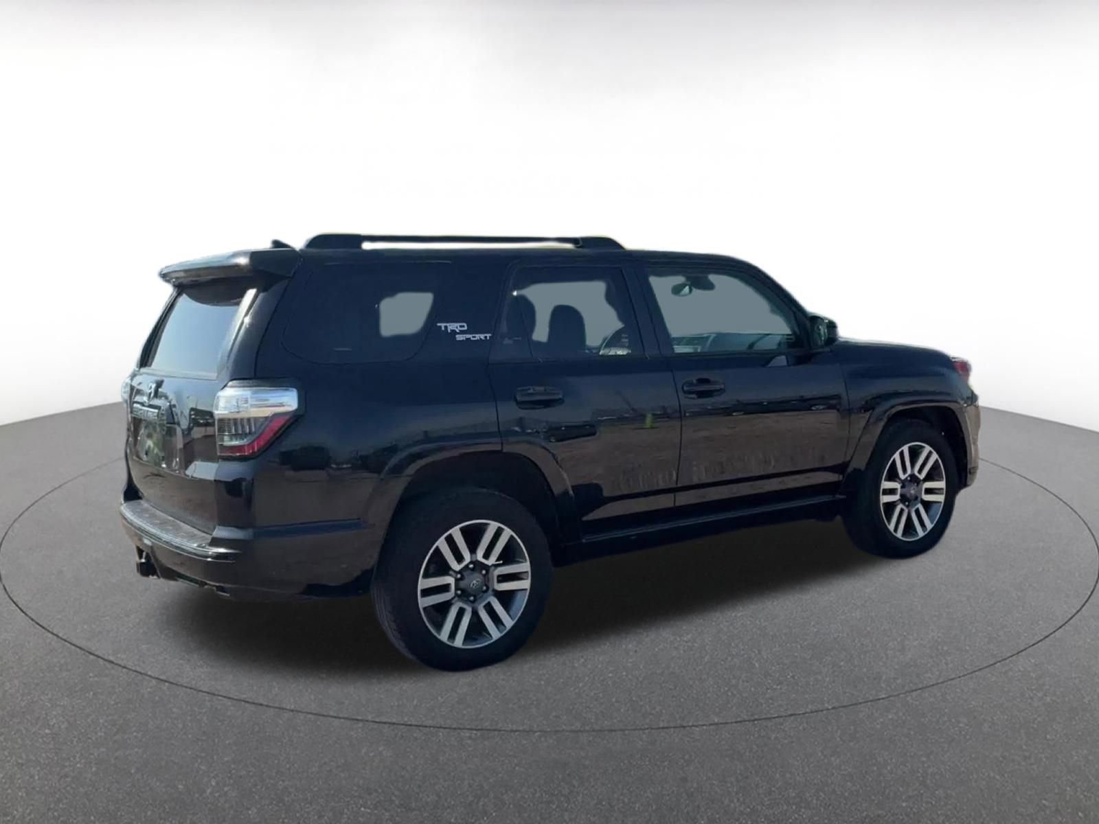 Thumbnail: 2024 Toyota 4Runner - 15