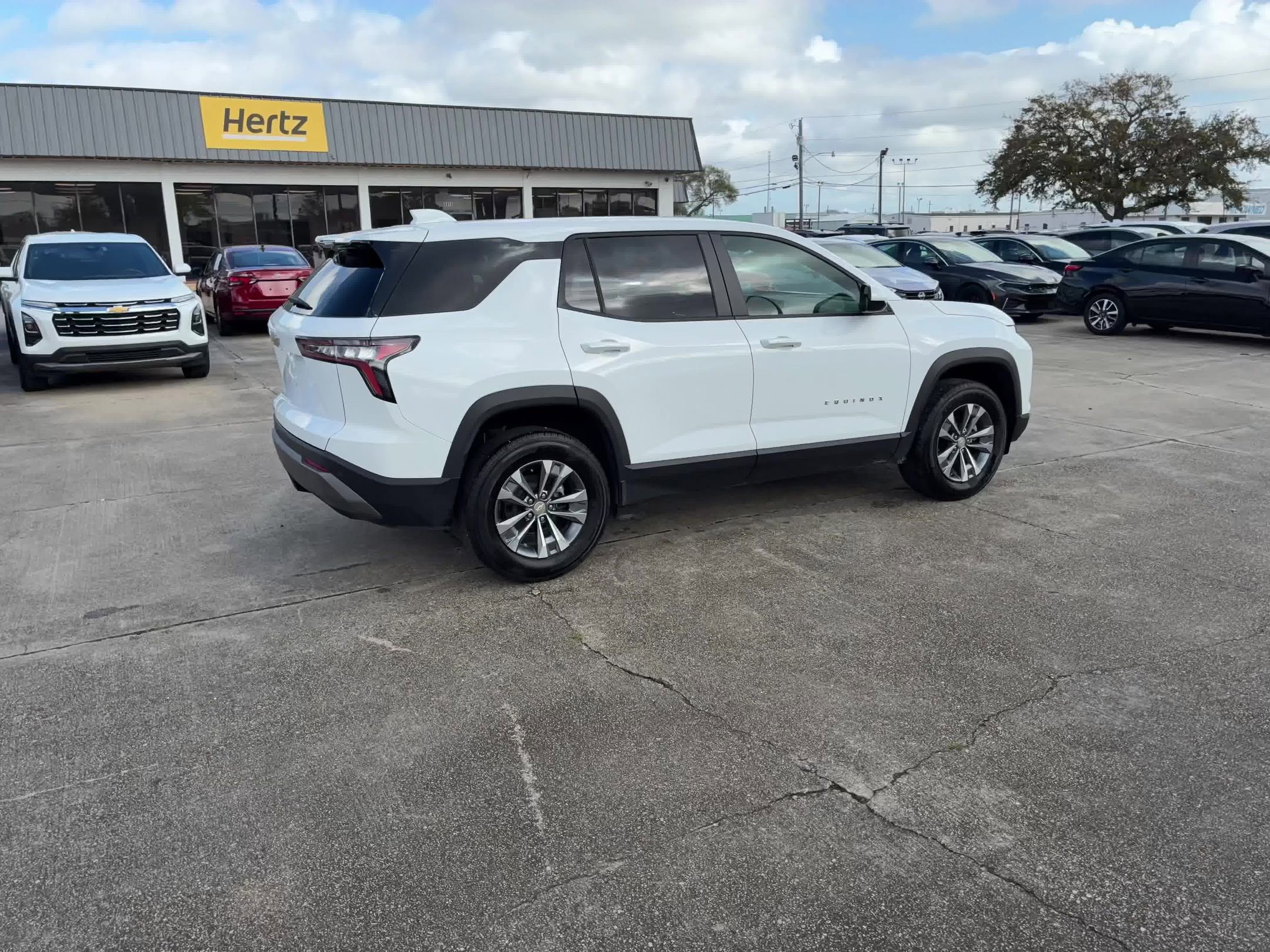 Thumbnail: 2025 Chevrolet Equinox - 3