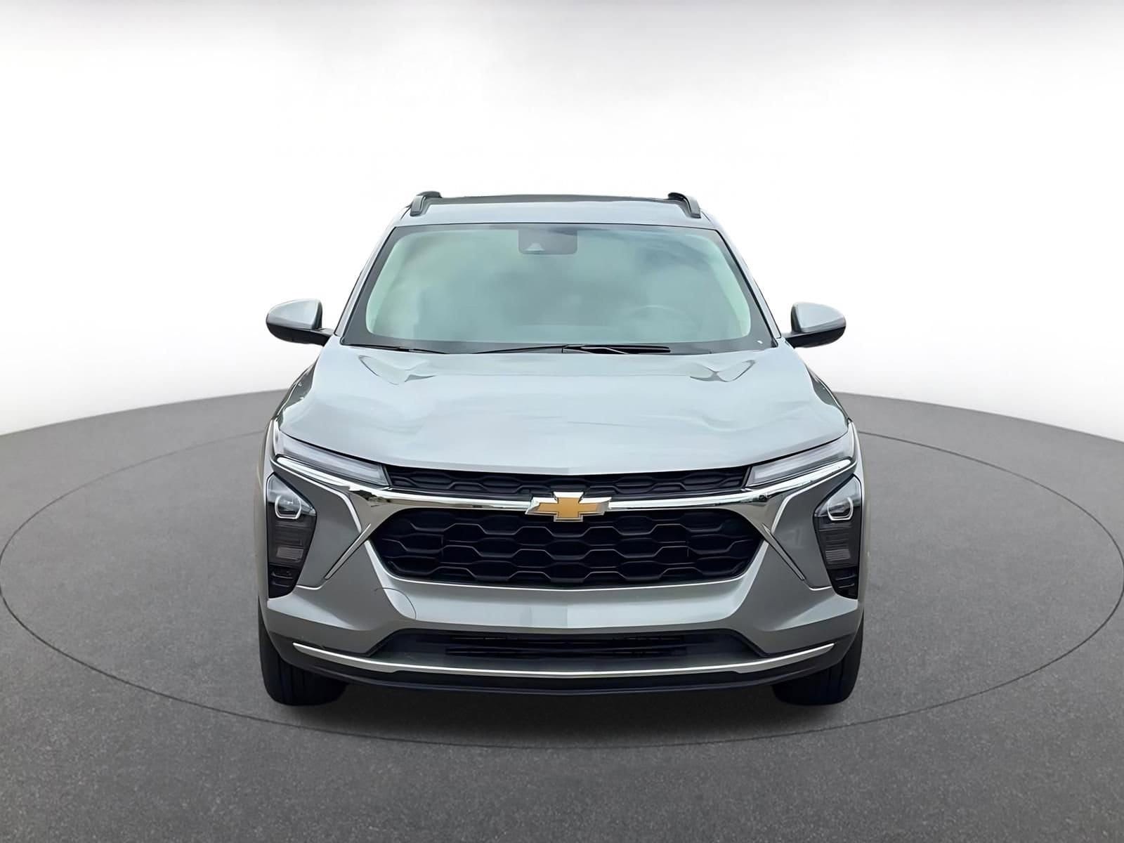 Thumbnail: 2025 Chevrolet Trax - 4