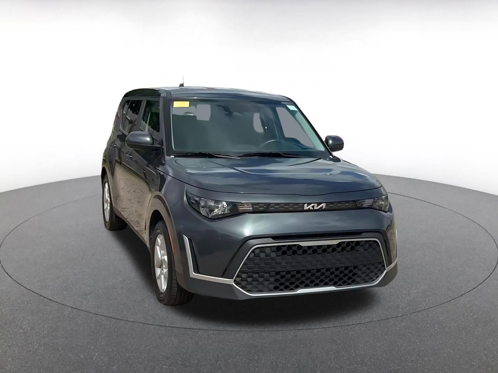 Thumbnail: 2025 Kia Soul - 3