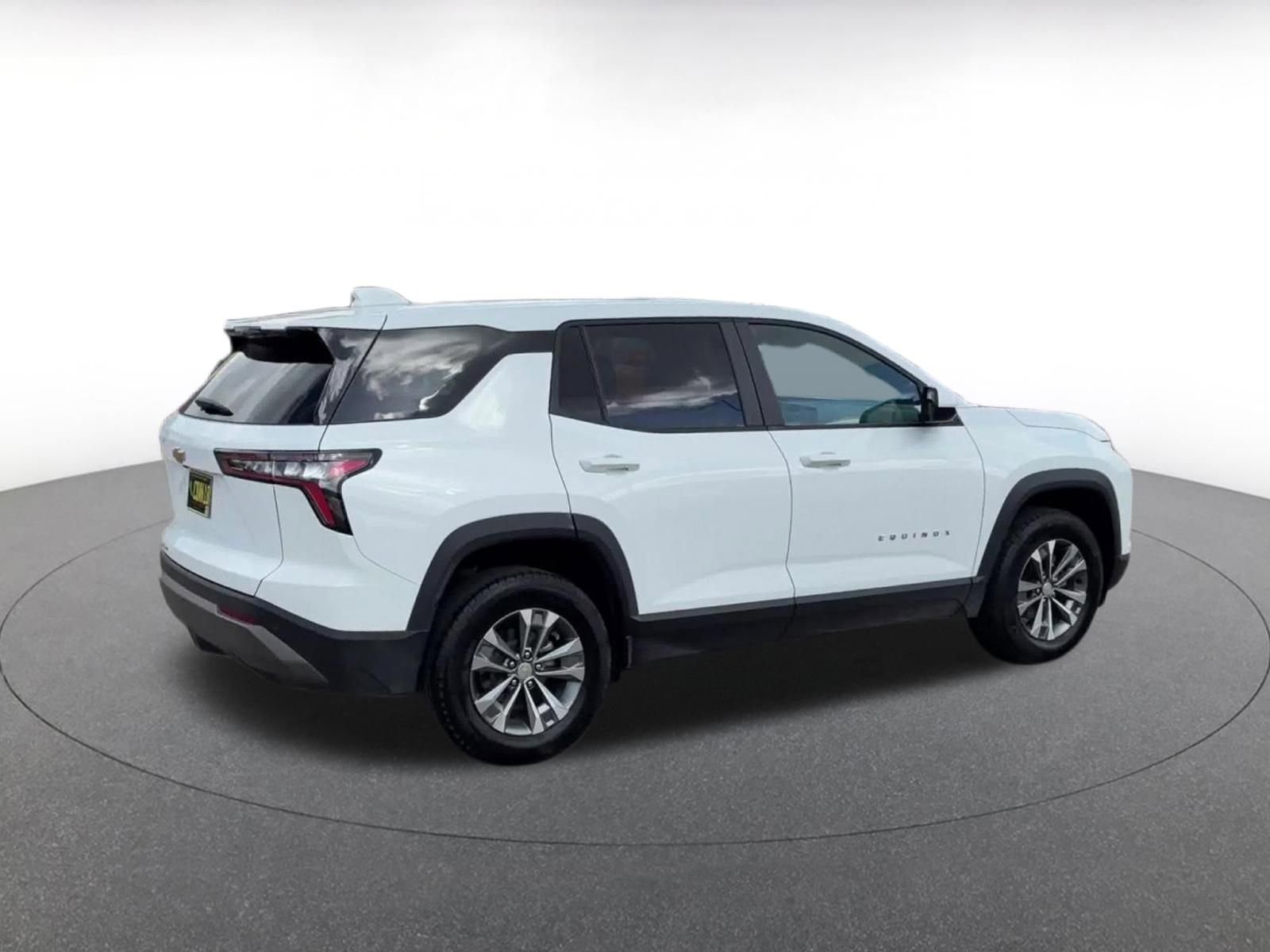 Thumbnail: 2025 Chevrolet Equinox - 15