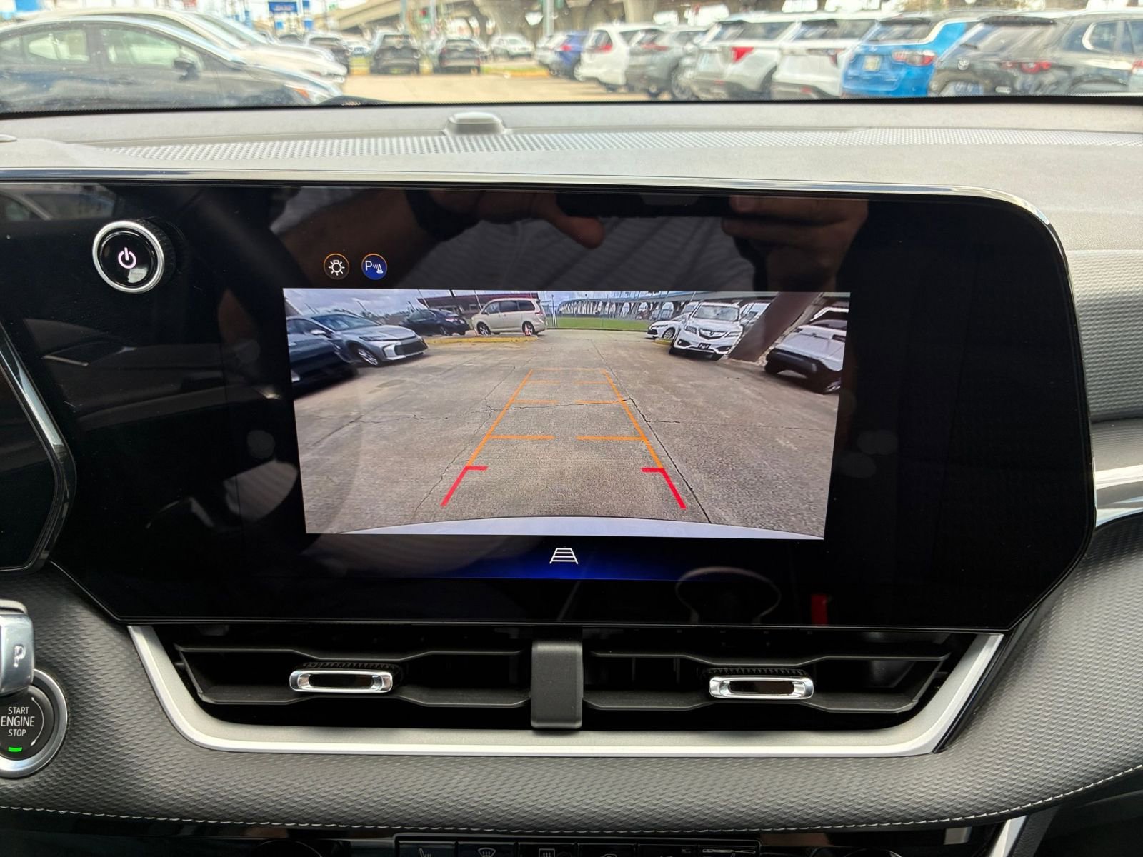 Thumbnail: 2025 Chevrolet Equinox - 23