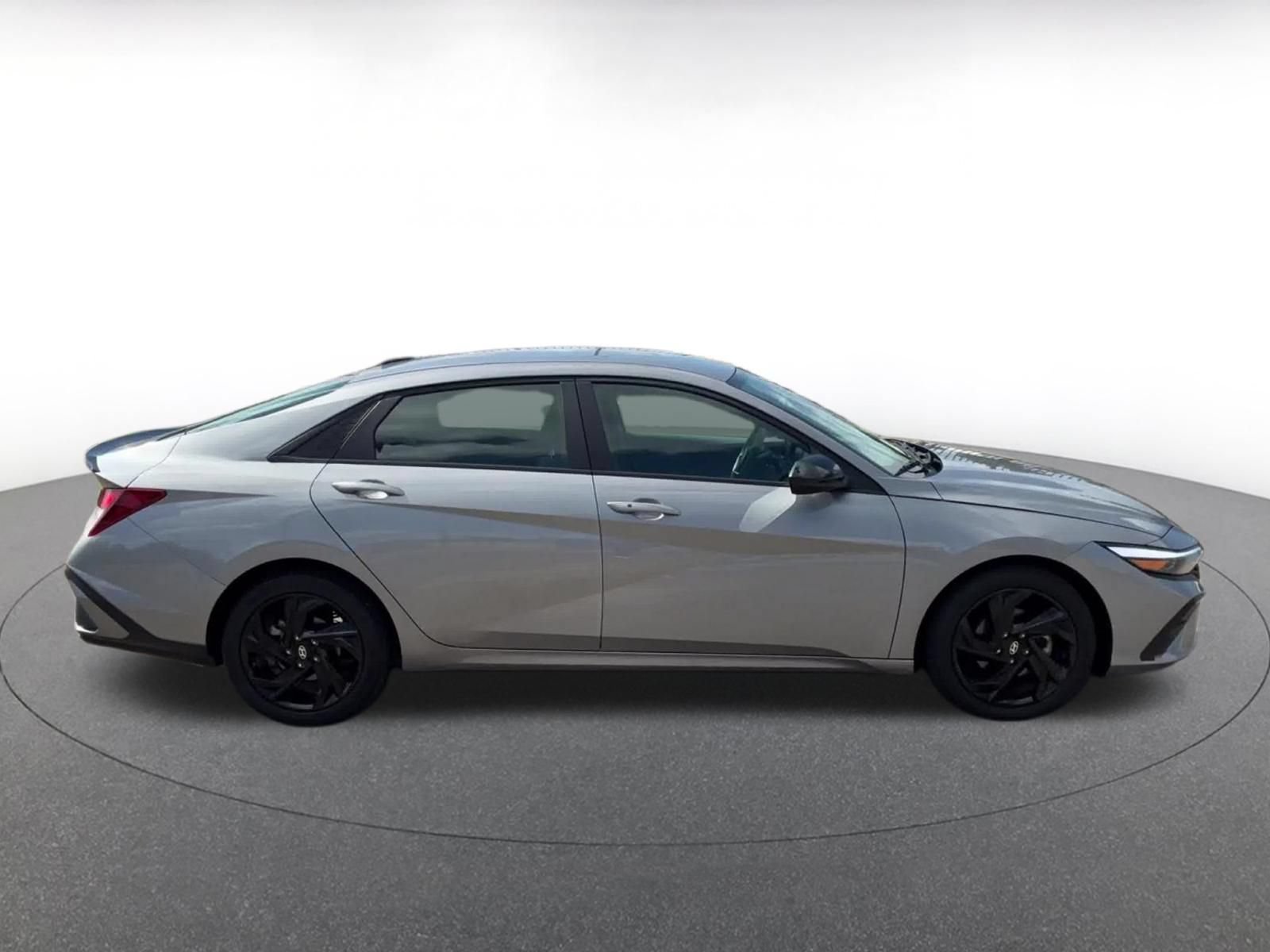 Thumbnail: 2026 Hyundai Elantra - 16