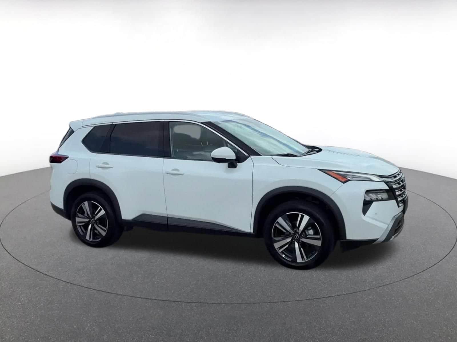 Thumbnail: 2026 Nissan Rogue - 2