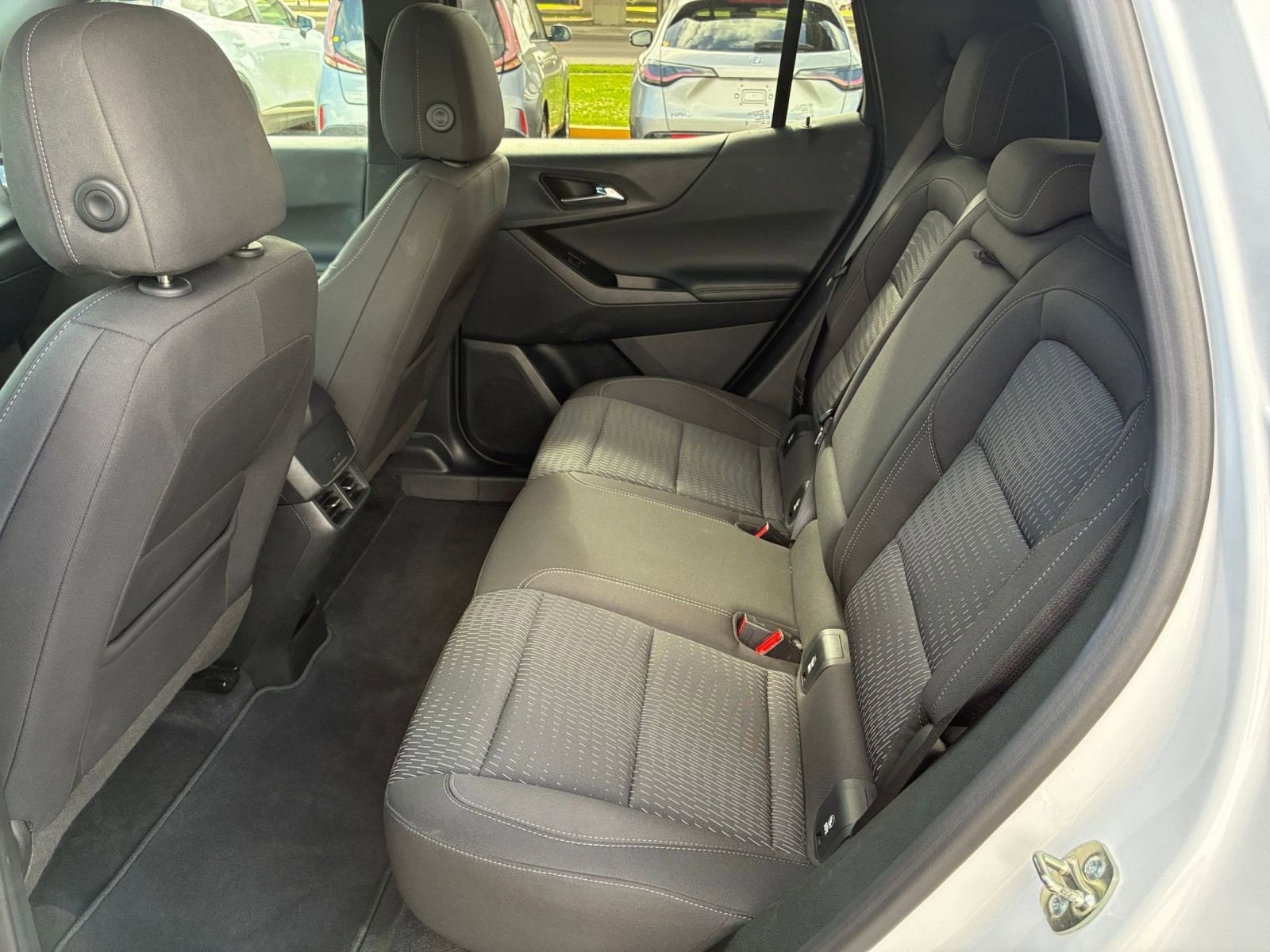 Thumbnail: 2025 Chevrolet Equinox - 25