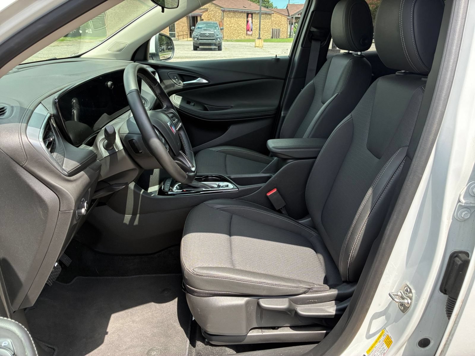 Thumbnail: 2026 Buick Encore GX - 25
