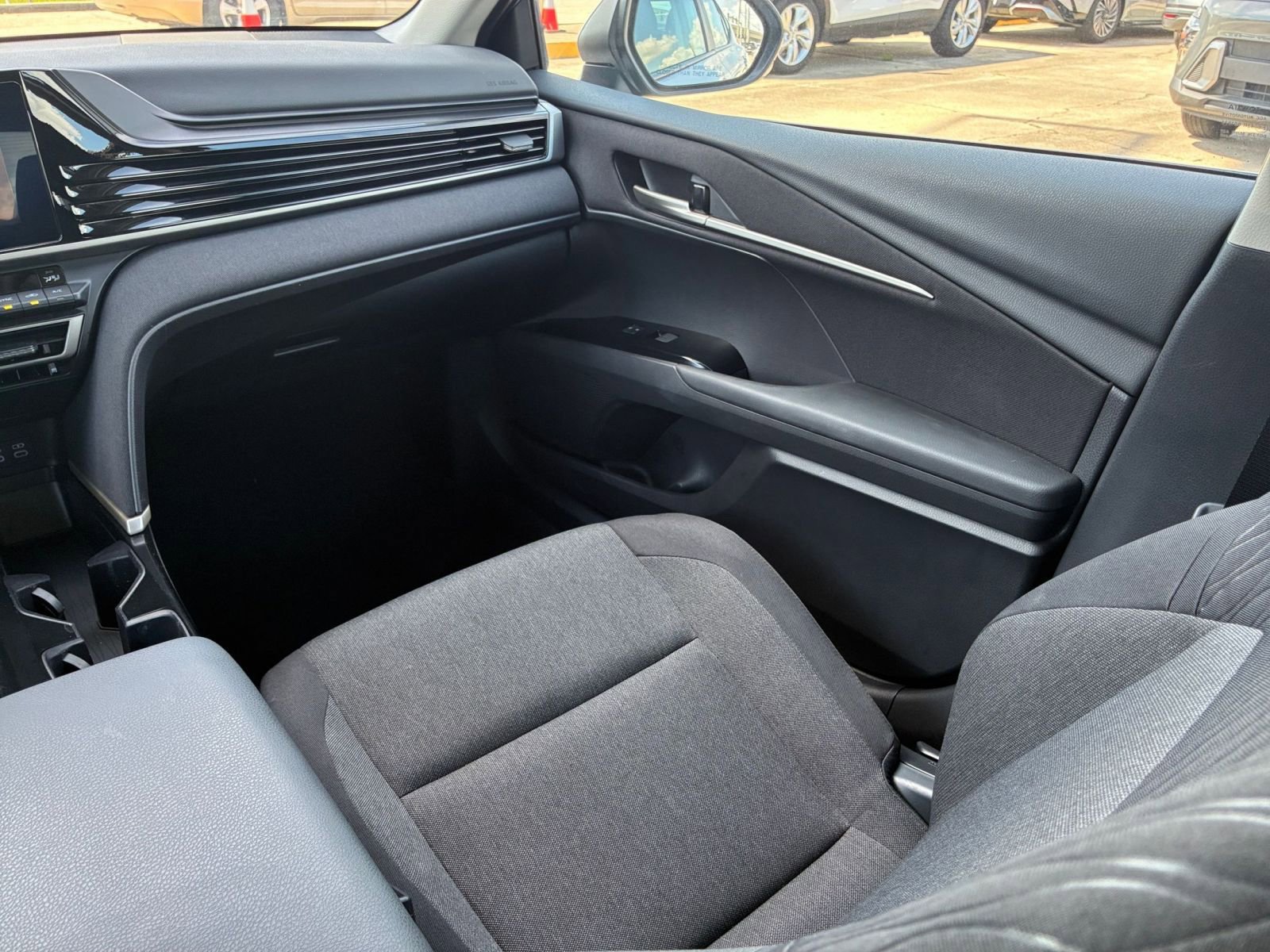 Thumbnail: 2025 Toyota Camry - 34