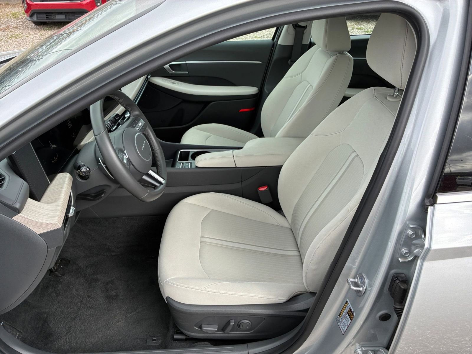 Thumbnail: 2025 Hyundai Sonata - 25