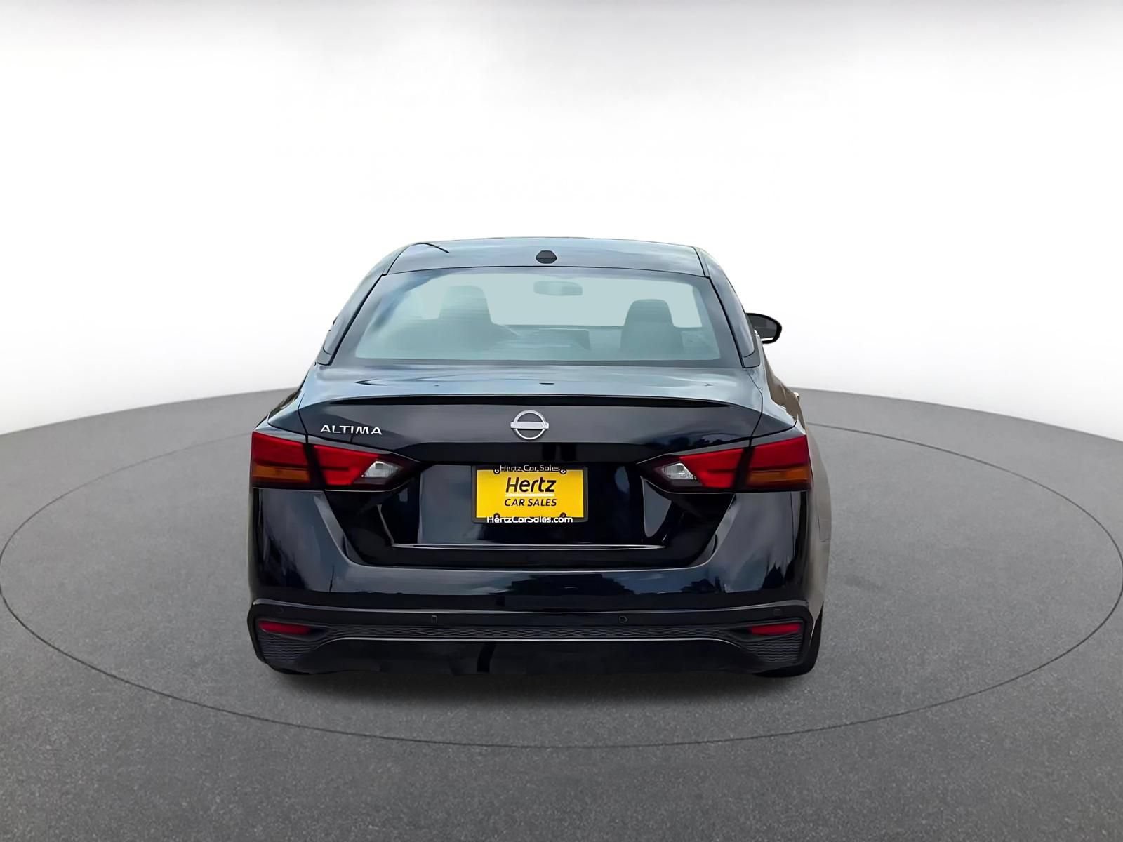 Thumbnail: 2025 Nissan Altima - 12