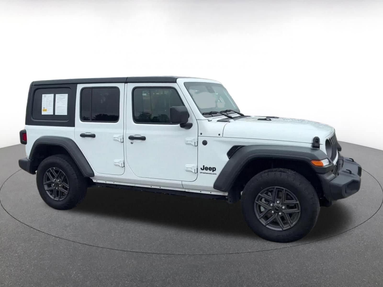 Thumbnail: 2025 Jeep Wrangler - 15