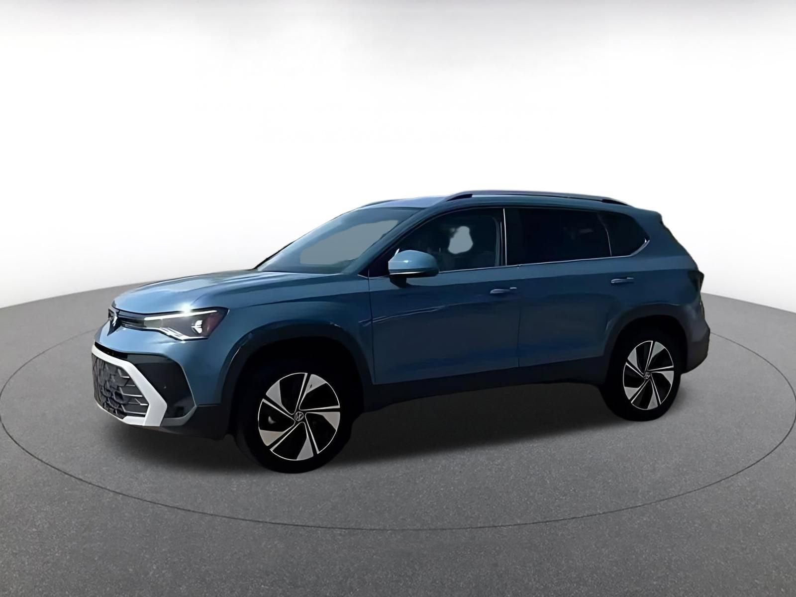 Thumbnail: 2026 Volkswagen Taos - 8