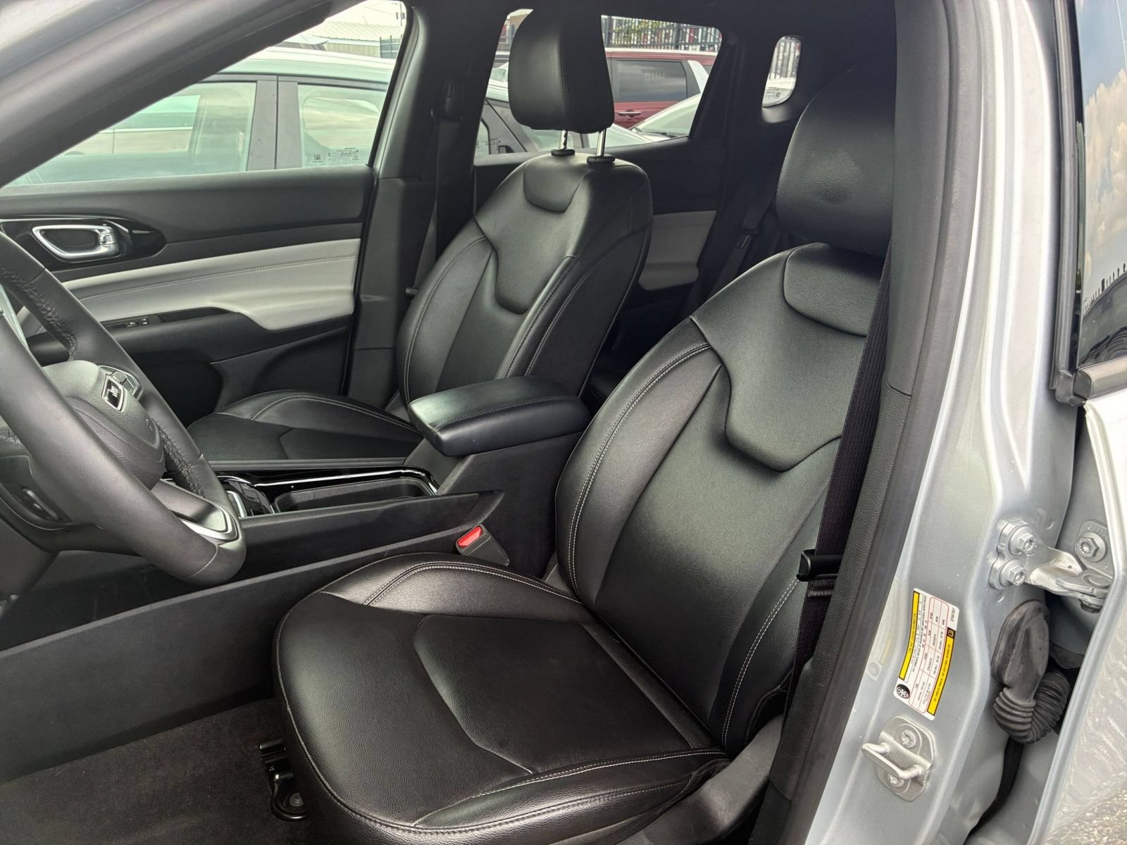 Thumbnail: 2025 Jeep Compass - 35