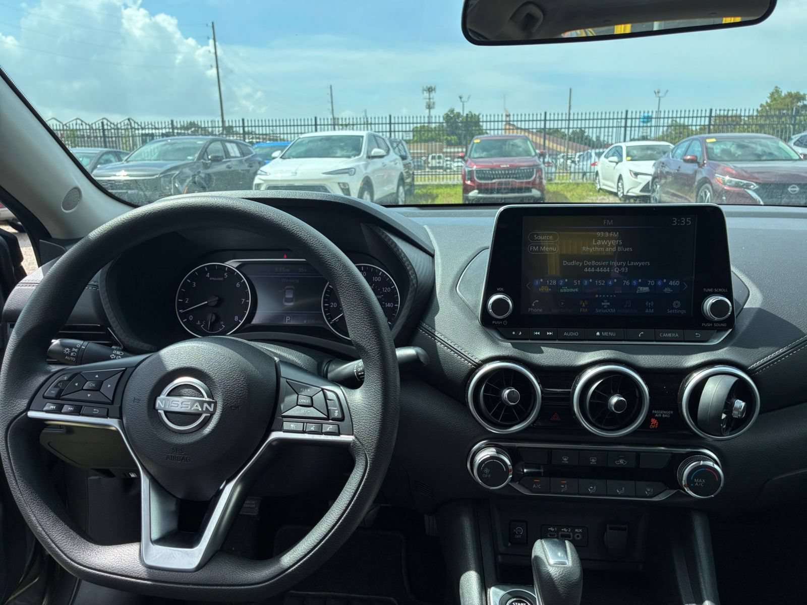 Thumbnail: 2025 Nissan Sentra - 33