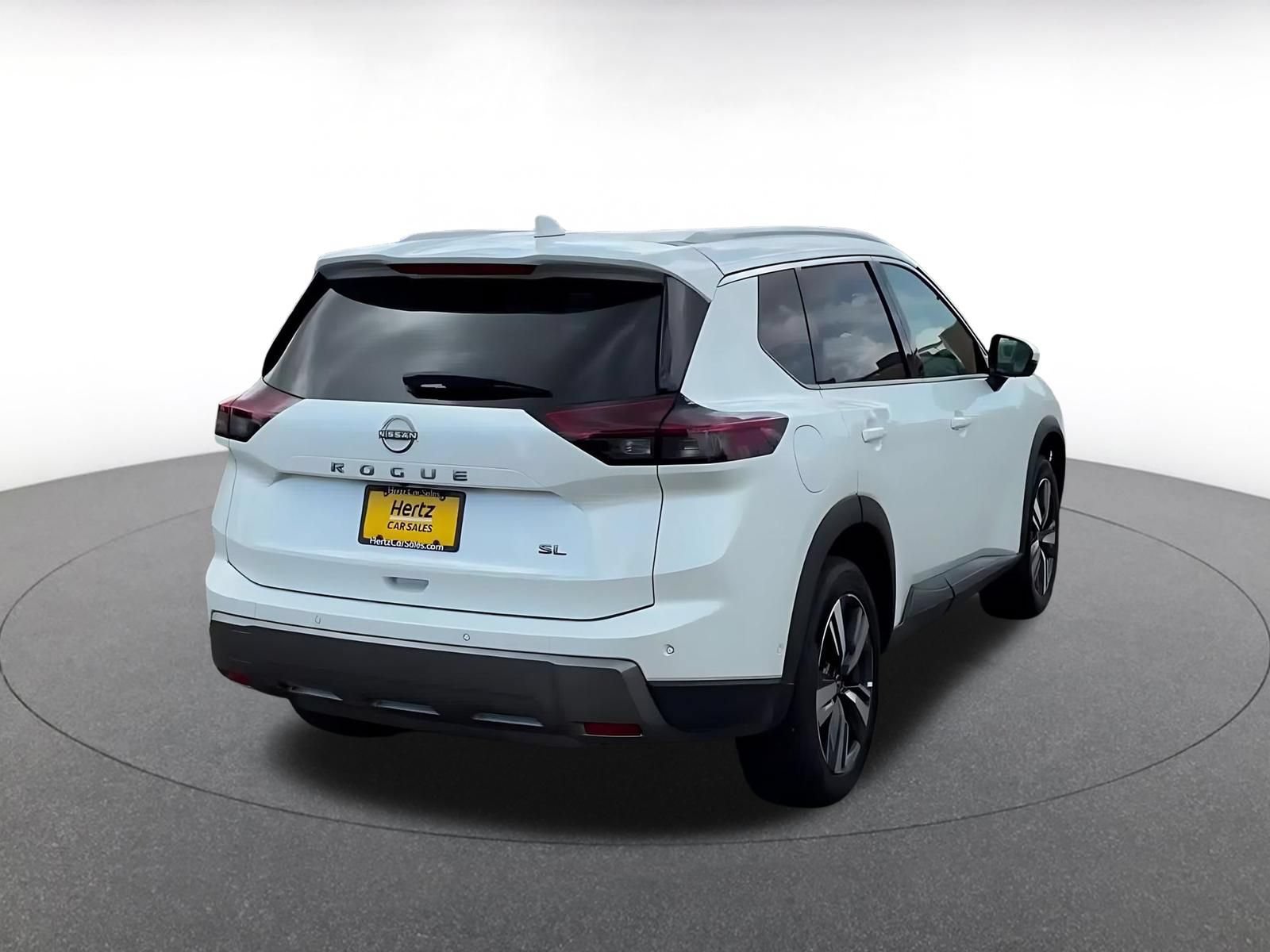 Thumbnail: 2026 Nissan Rogue - 14