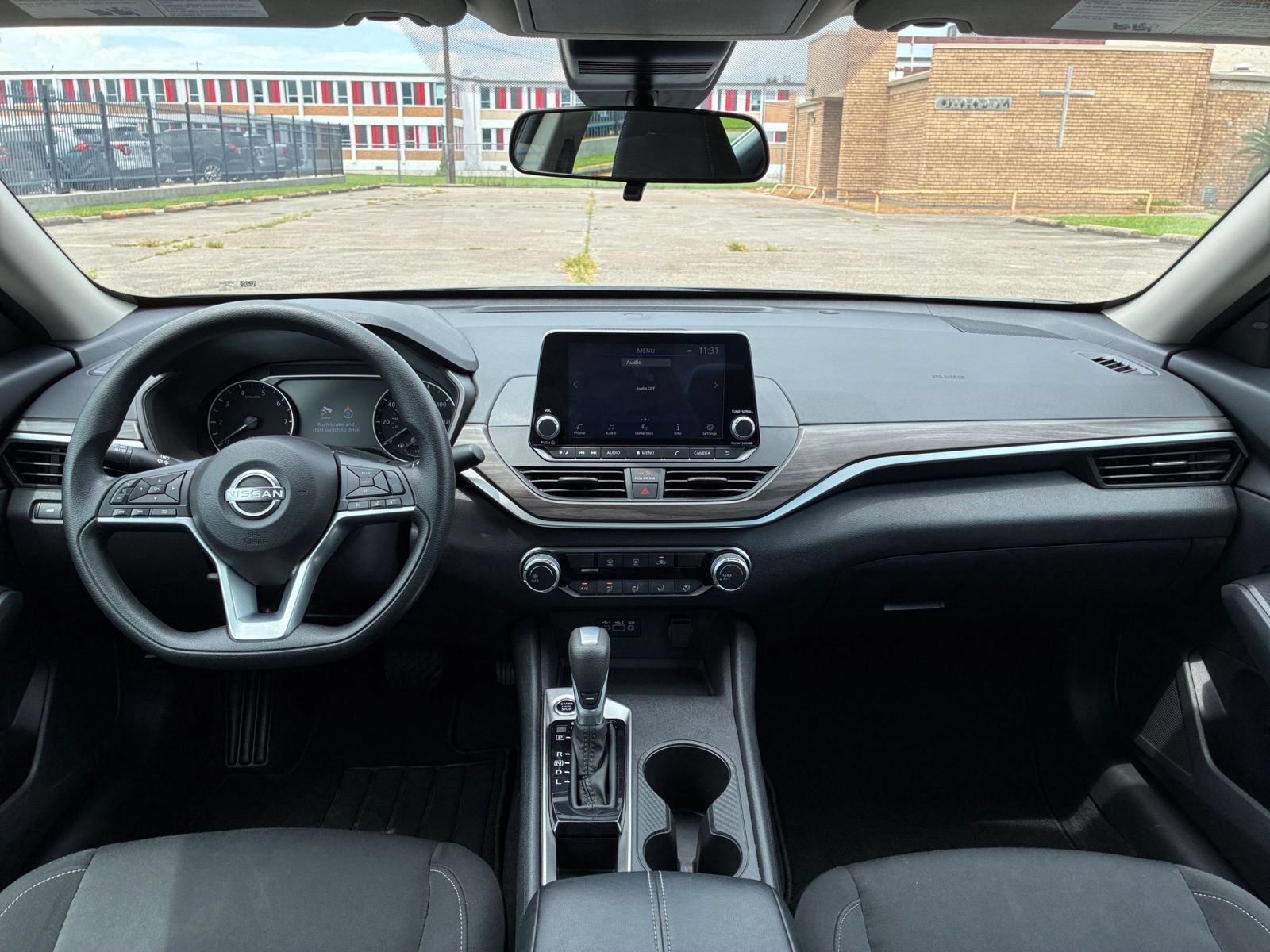 Thumbnail: 2025 Nissan Altima - 33