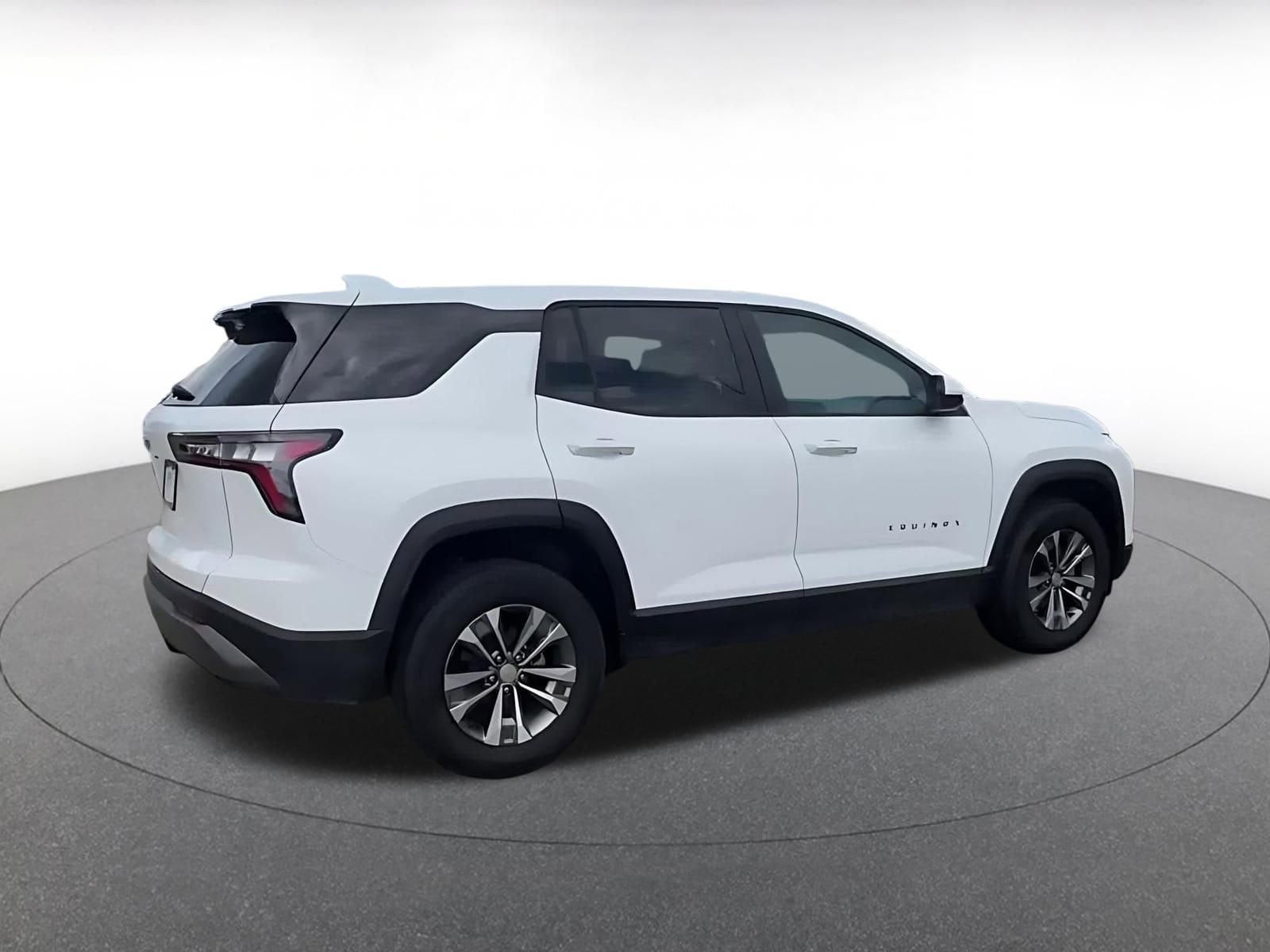 Thumbnail: 2025 Chevrolet Equinox - 14
